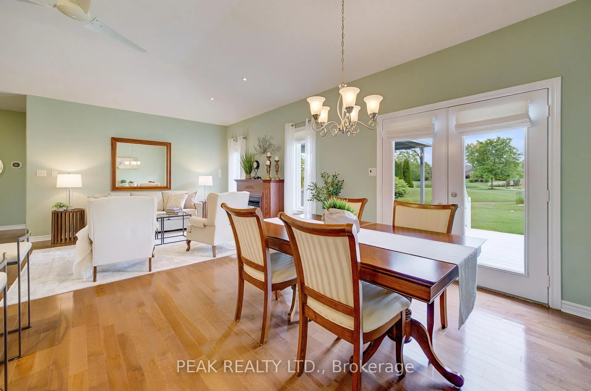 Photo 12 of 148 Devonshire Drive, Wilmot, New Hamburg — HOMEH