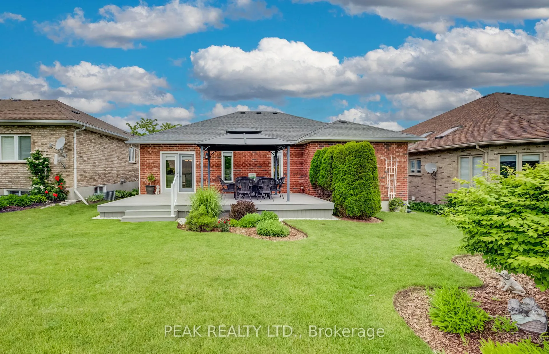 Photo 35 of 148 Devonshire Drive, Wilmot, New Hamburg — HOMEH