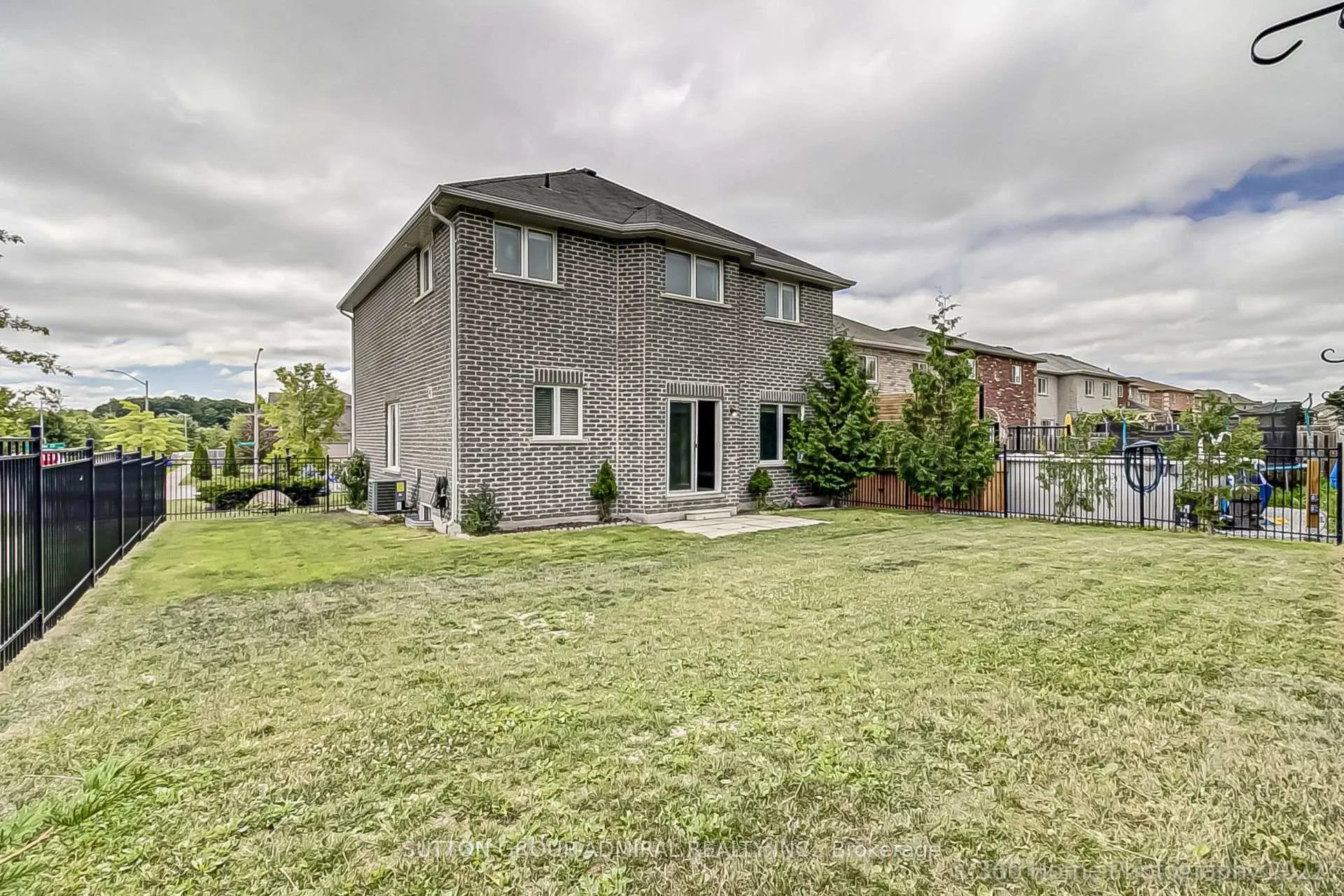 Photo 27 of 1294 Corm Street, Innisfil, Alcona — HOMEH