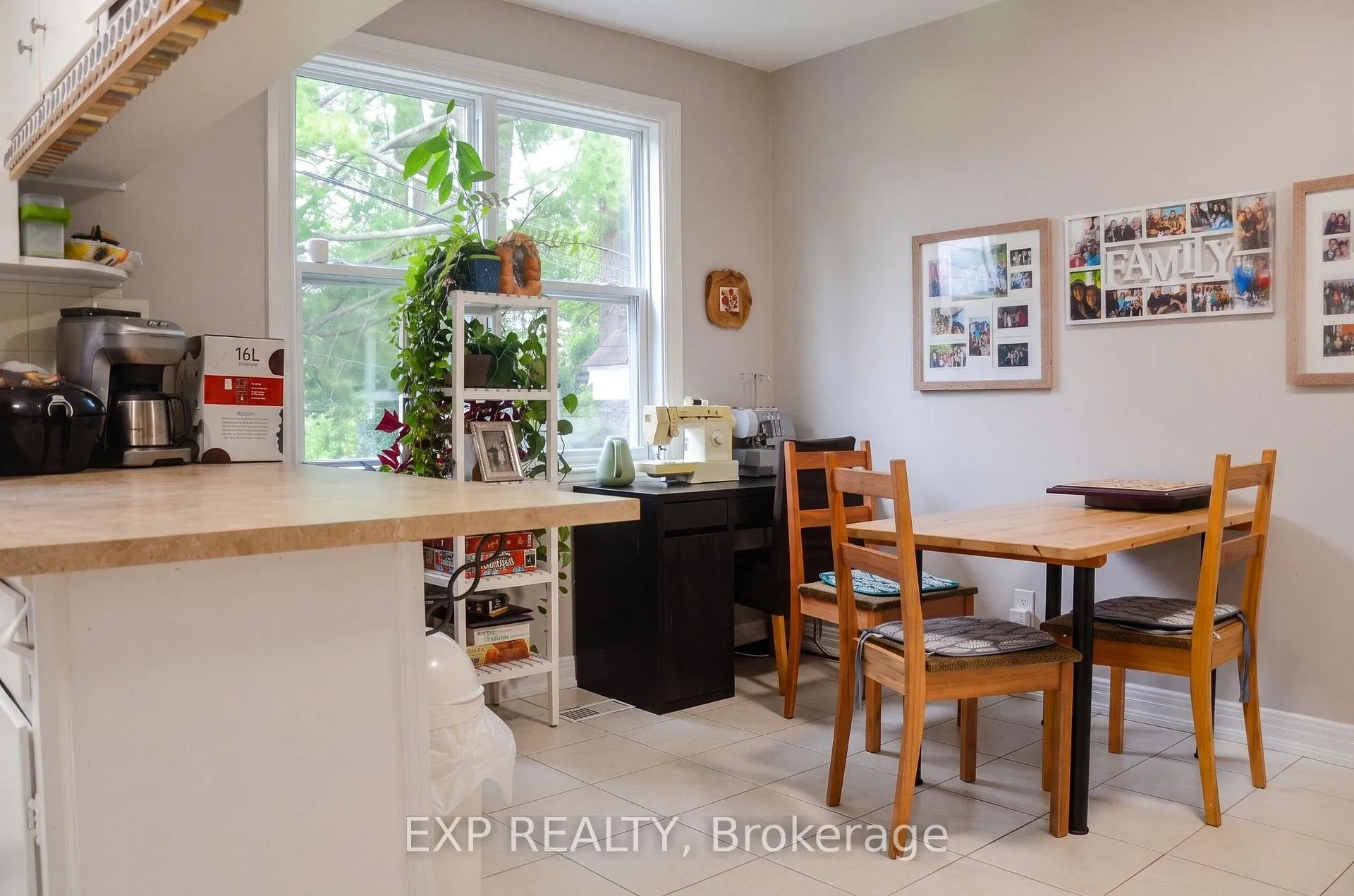 Photo 12 of 42 Lavergne Street, Ottawa, Vanier — HOMEH