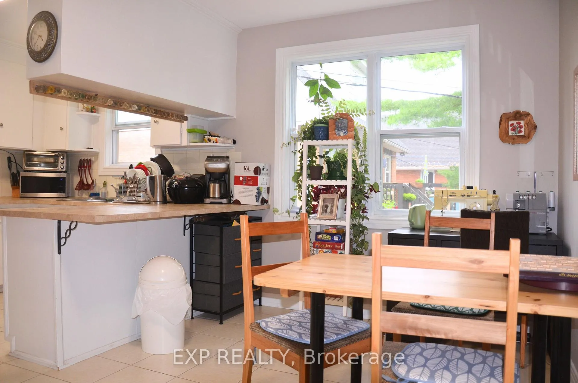 Photo 13 of 42 Lavergne Street, Ottawa, Vanier — HOMEH