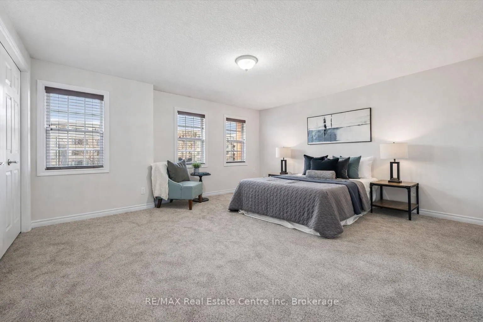 Photo 11 of 93 Washburn Drive, Guelph, Grange Road — HOMEH