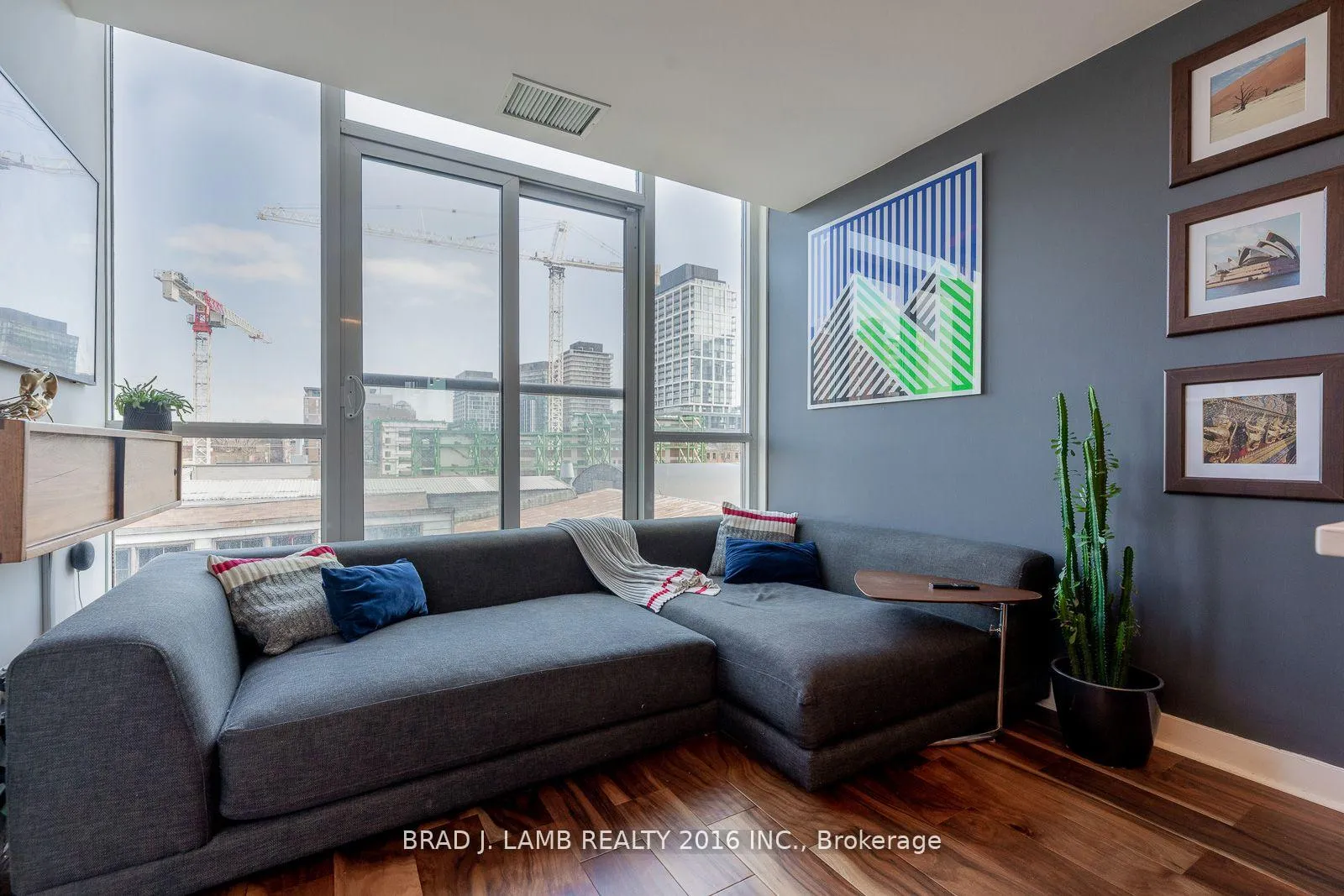 Photo 6 of Unit 417, 320 Richmond Street E, Toronto, Moss Park — HOMEH