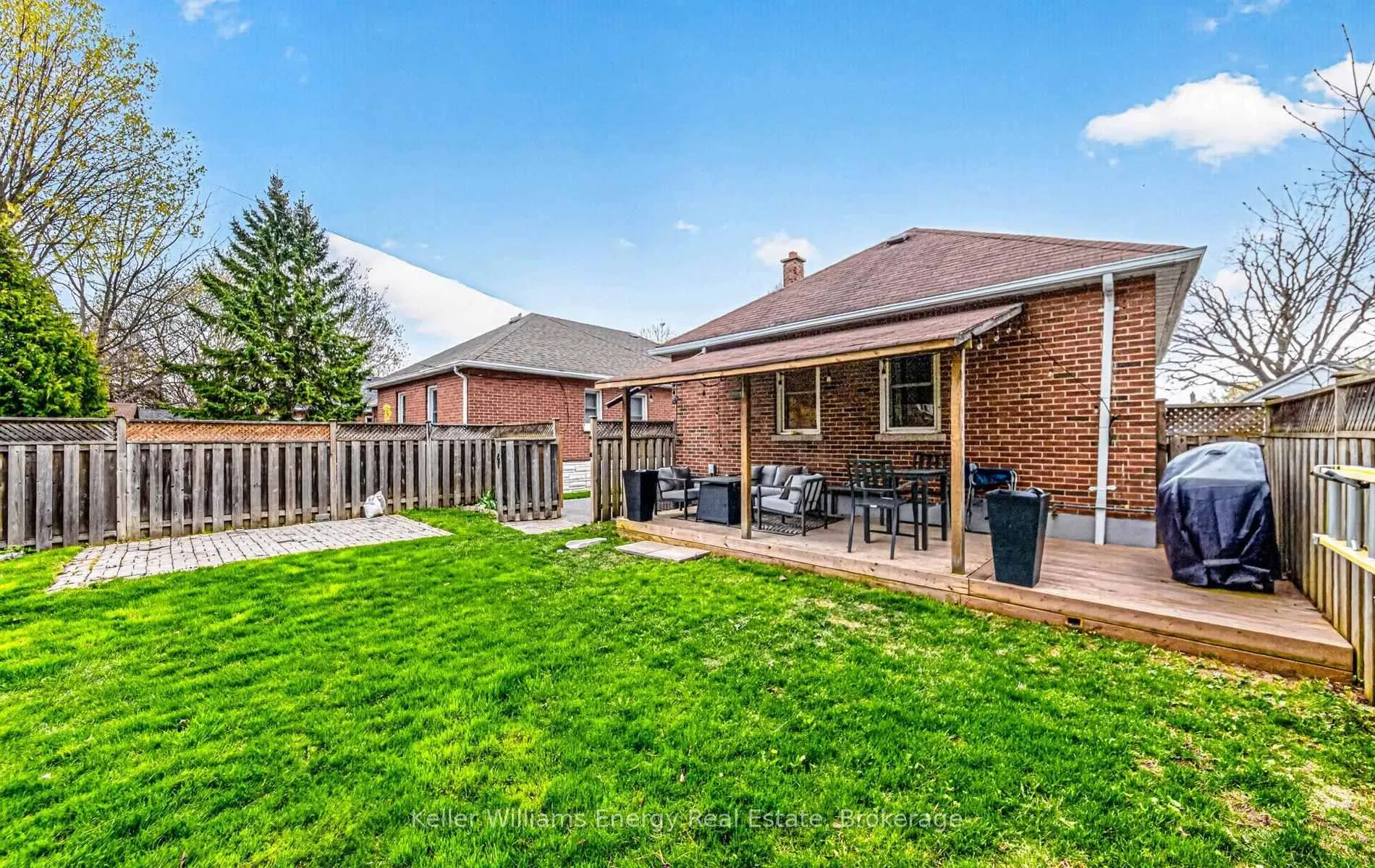 Photo 8 of 348 Bruce Street, Oshawa, Central — HOMEH