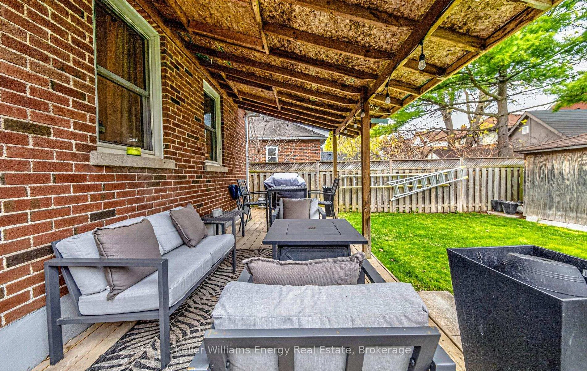Photo 11 of 348 Bruce Street, Oshawa, Central — HOMEH