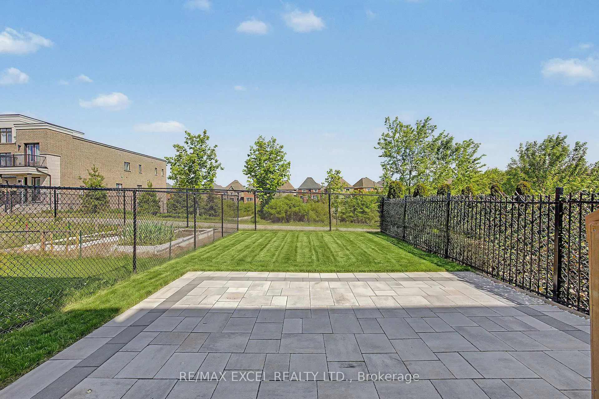 Photo 37 of 132 Elyse Court, Aurora, Bayview Northeast — HOMEH