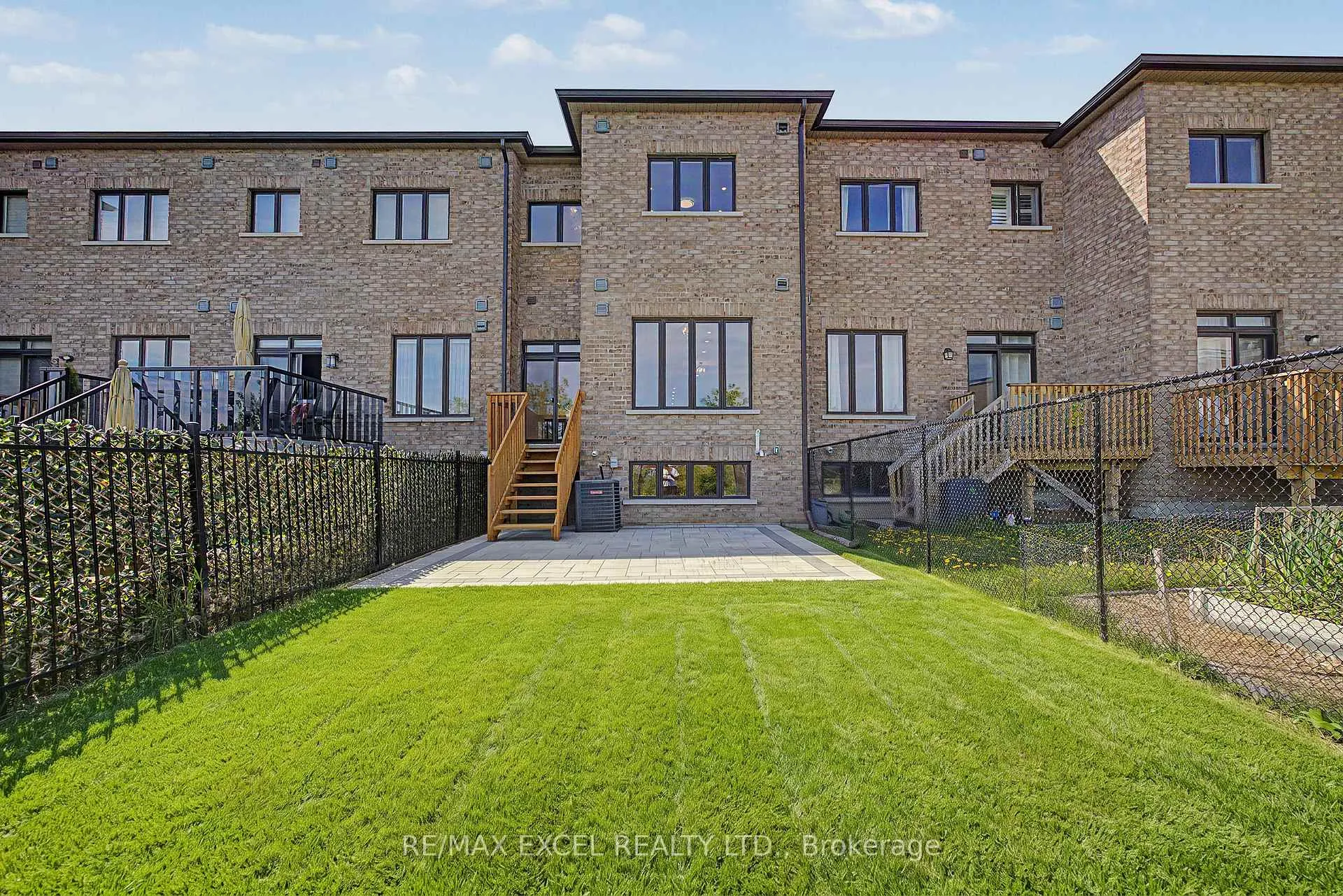 Photo 38 of 132 Elyse Court, Aurora, Bayview Northeast — HOMEH