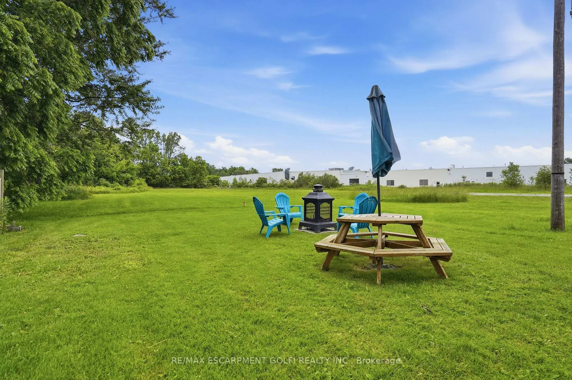 Photo 23 of 615 Broad Street E, Haldimand, Dunnville — HOMEH