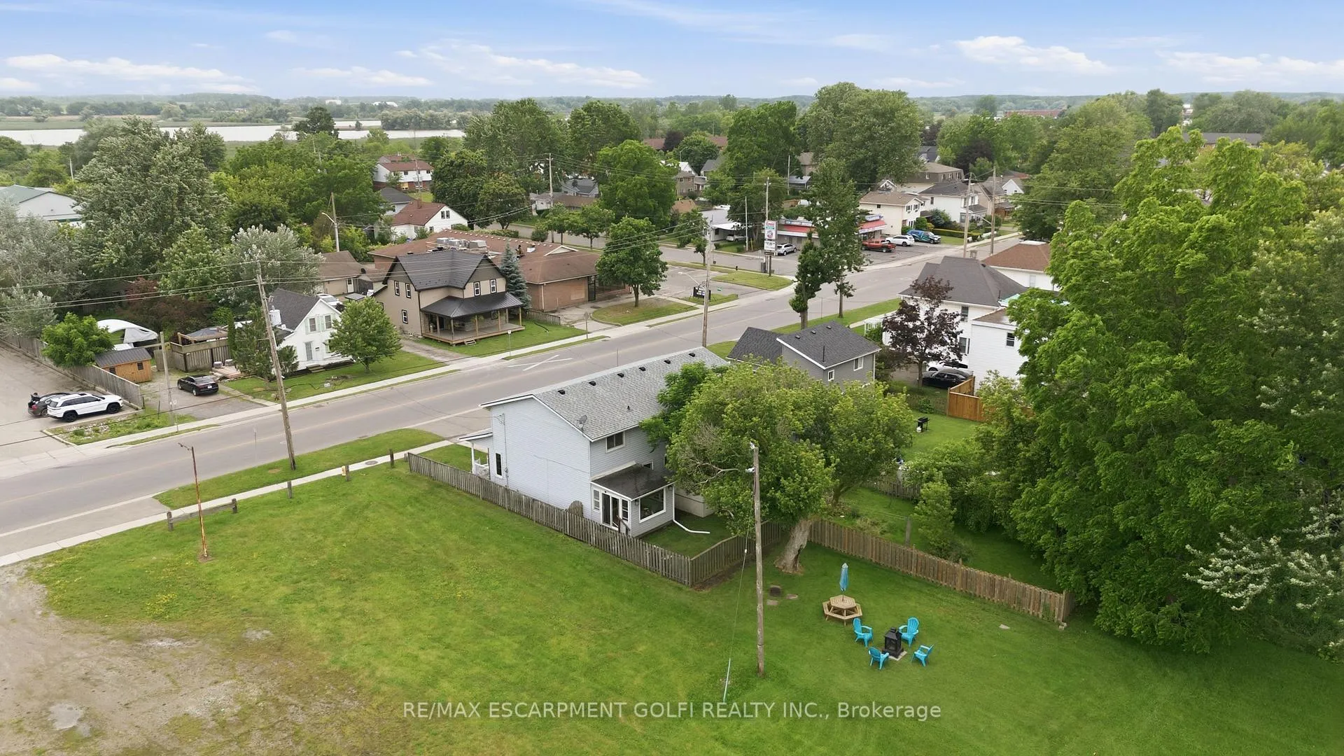 Photo 26 of 615 Broad Street E, Haldimand, Dunnville — HOMEH