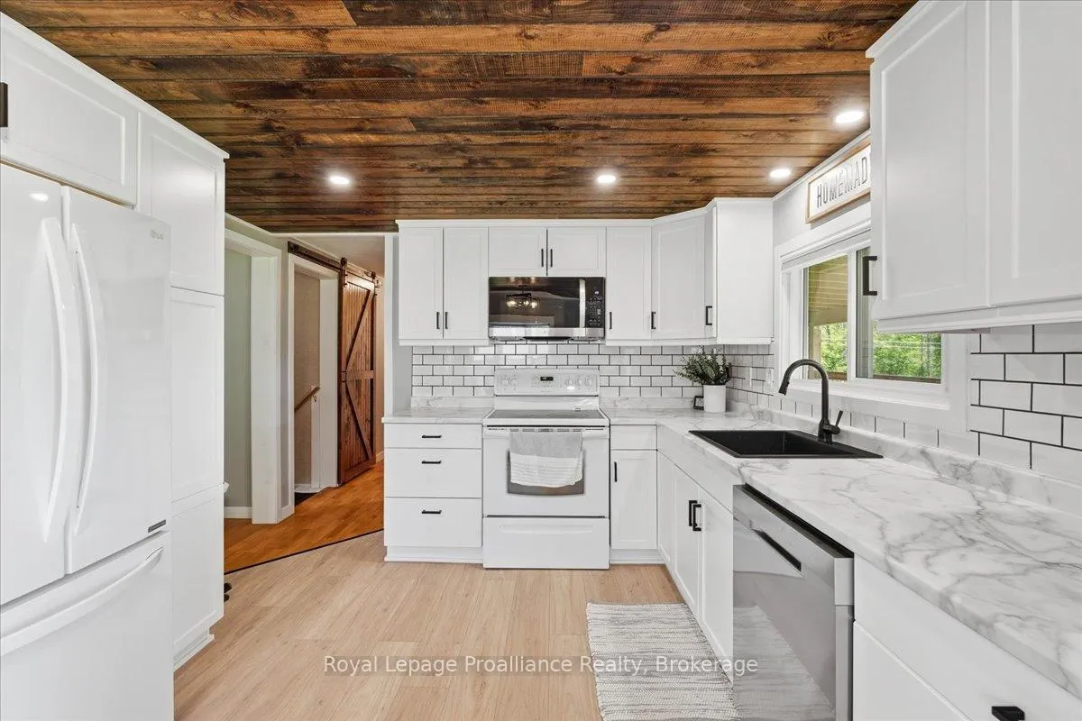 Photo 5 of 596 Courneya Road, Tweed, Hungerford (Twp) — HOMEH