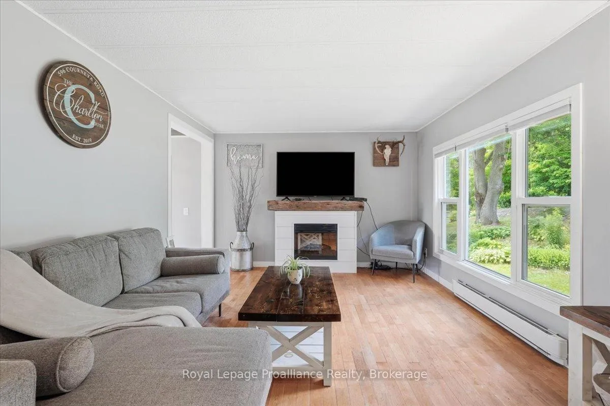 Photo 8 of 596 Courneya Road, Tweed, Hungerford (Twp) — HOMEH