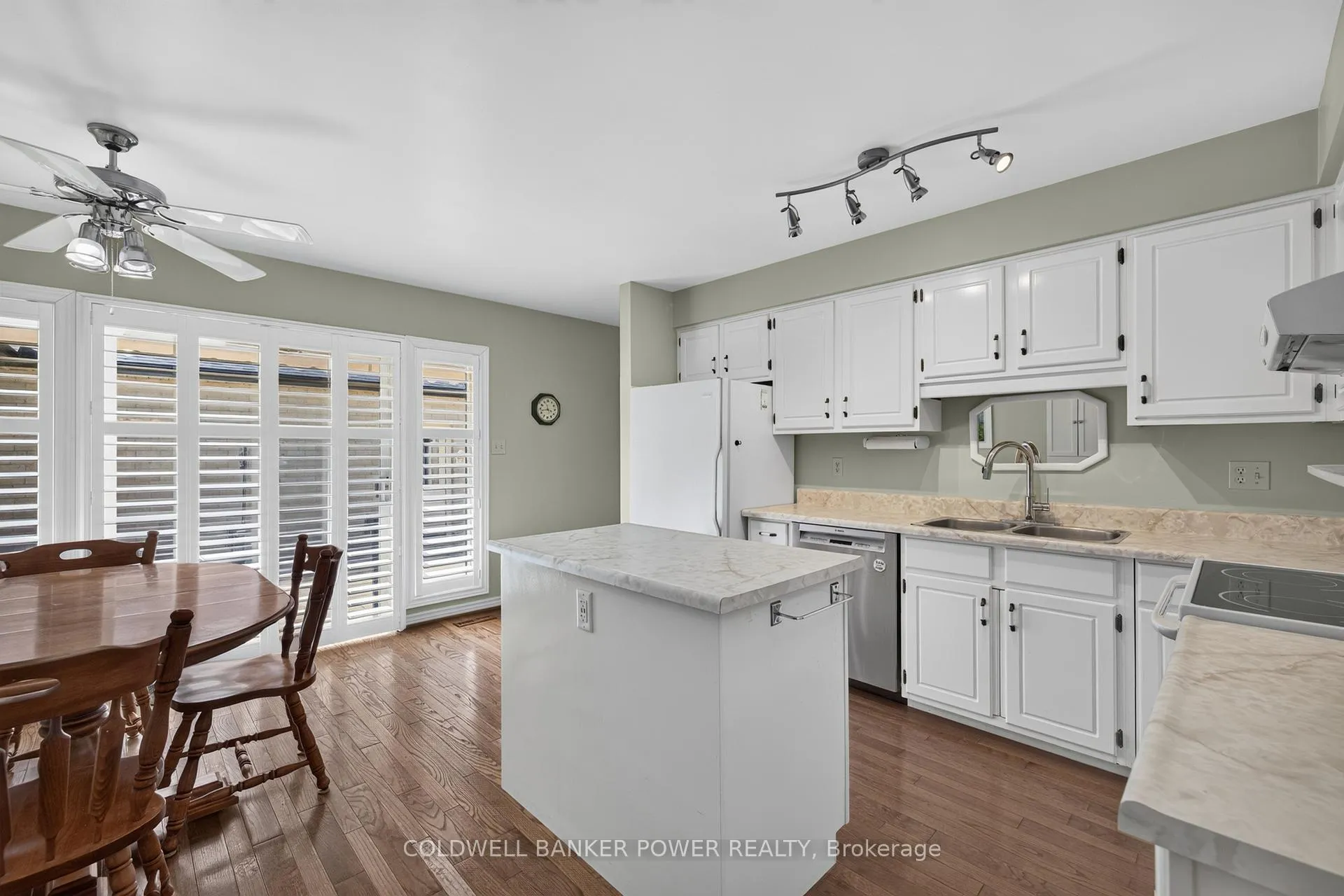 Photo 15 of Unit 53, 163 Pine Valley Drive, London, South N — HOMEH