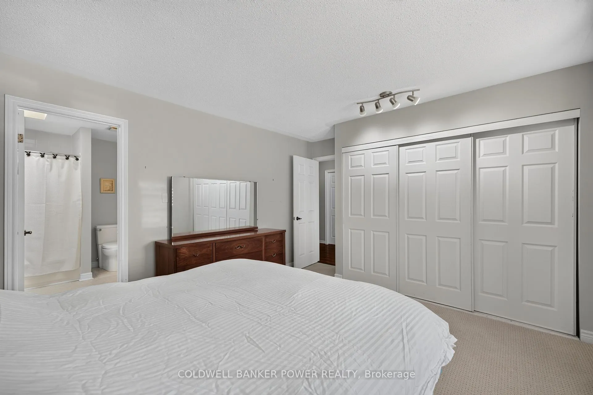Photo 28 of Unit 53, 163 Pine Valley Drive, London, South N — HOMEH