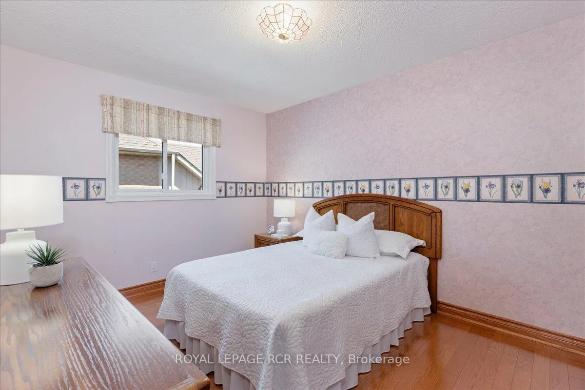 Photo 16 of 104 Carrick Avenue, Georgina, Keswick North — HOMEH