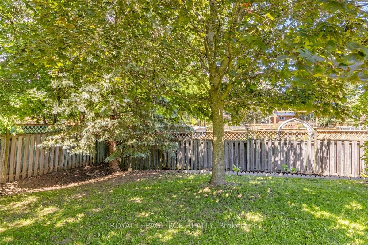 Photo 29 of 104 Carrick Avenue, Georgina, Keswick North — HOMEH