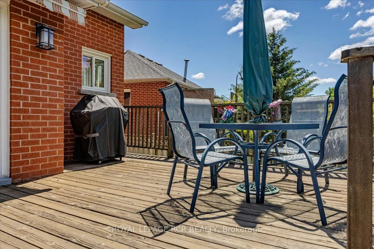 Photo 32 of 104 Carrick Avenue, Georgina, Keswick North — HOMEH