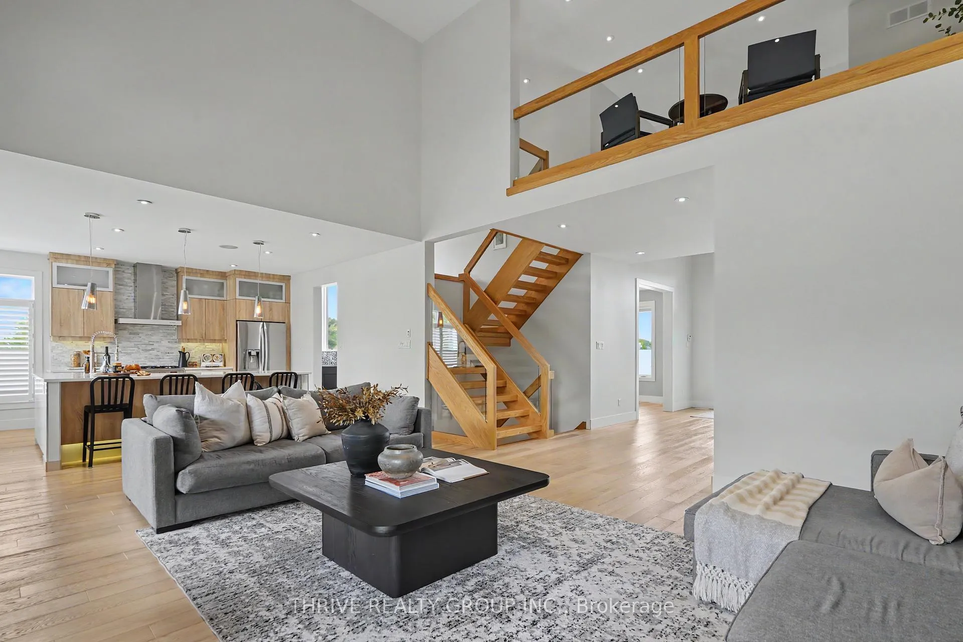 Photo 6 of 6537 Old Garrison Boulevard, London, South V — HOMEH