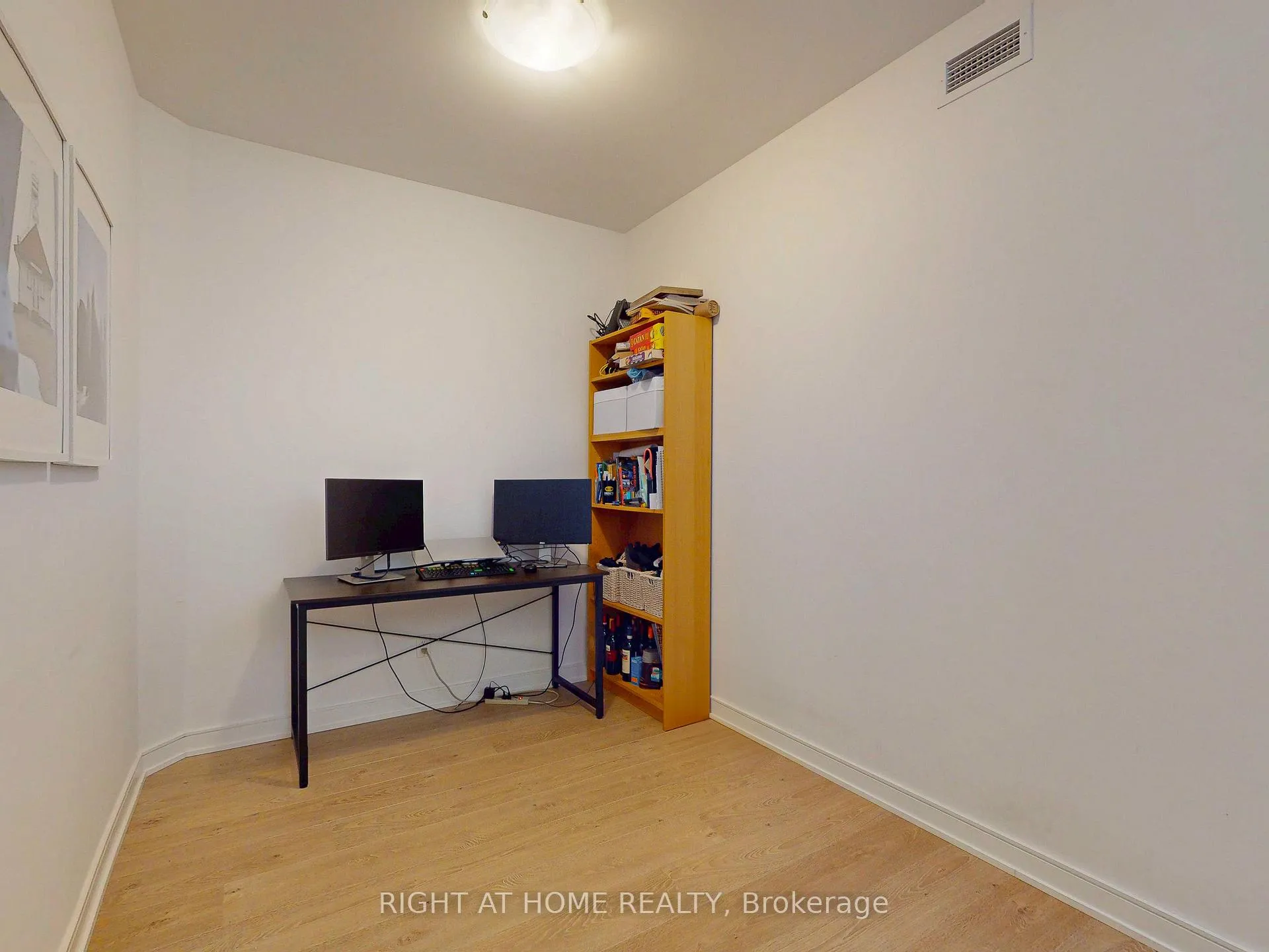 Photo 16 of Unit 1904, 88 Scott Street, Toronto, Church-Yonge Corridor — HOMEH