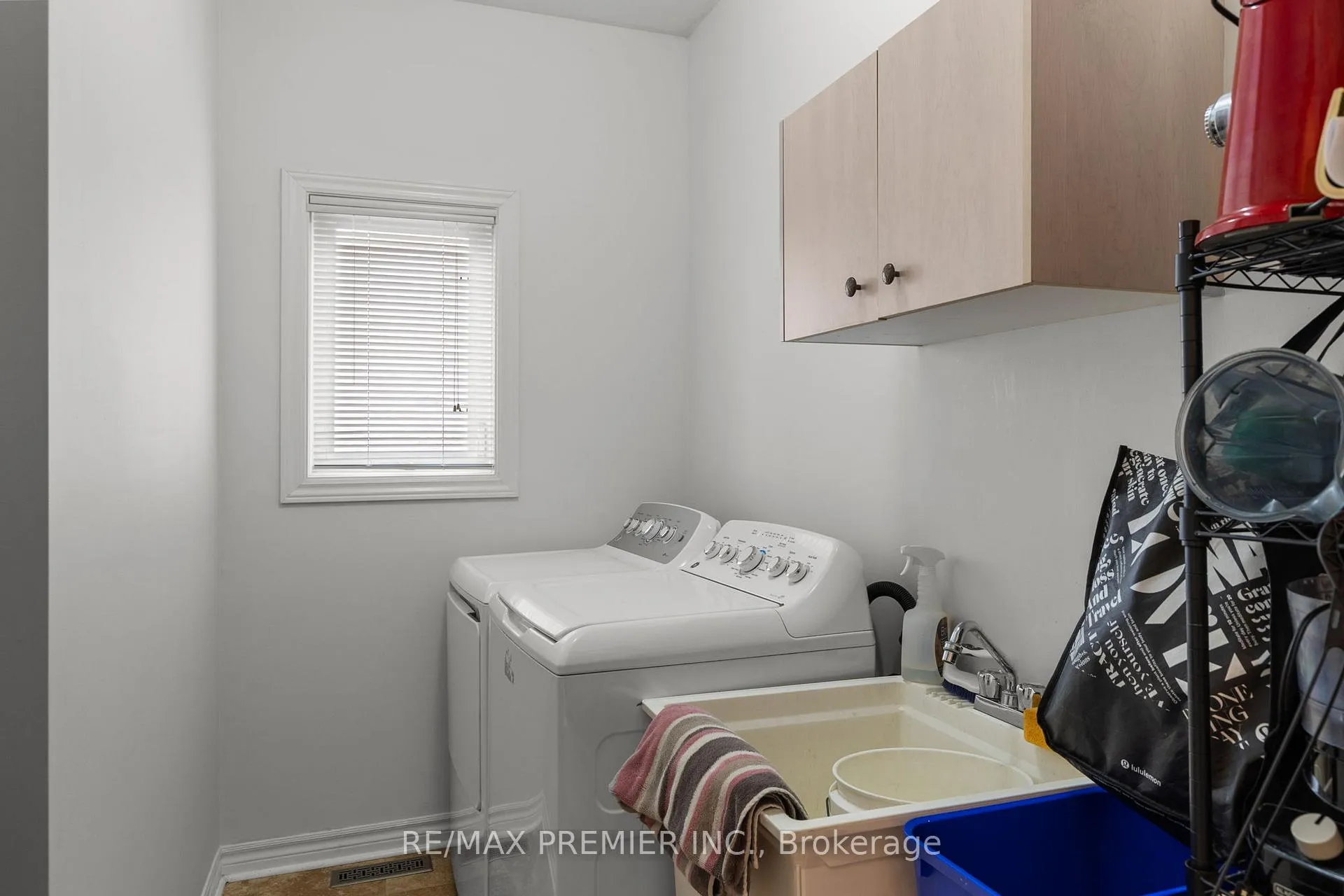 Photo 14 of 5 Humber Street, Barrie, Ardagh — HOMEH