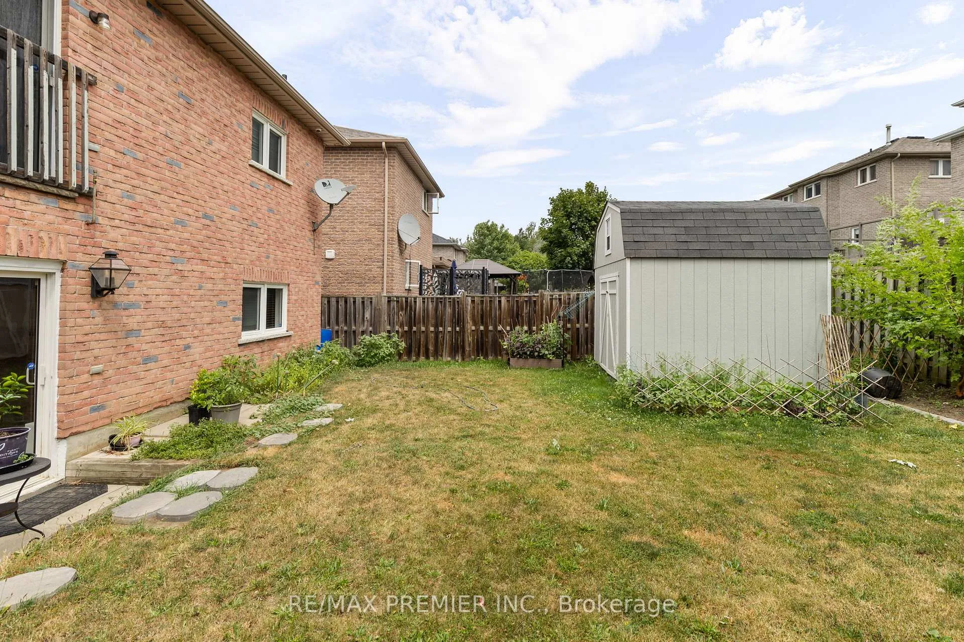 Photo 30 of 5 Humber Street, Barrie, Ardagh — HOMEH