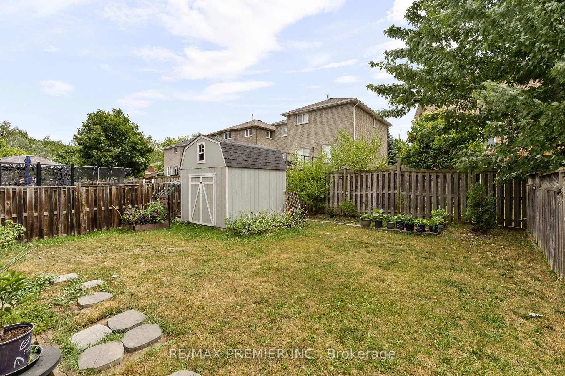Photo 31 of 5 Humber Street, Barrie, Ardagh — HOMEH