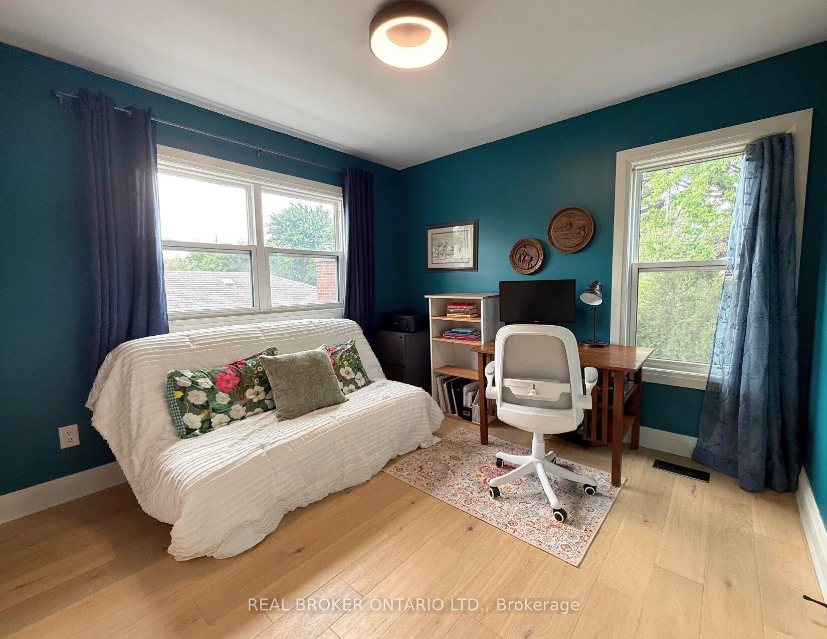 Photo 10 of Unit Upper, 286 East 18th Street, Hamilton, Inch Park — HOMEH