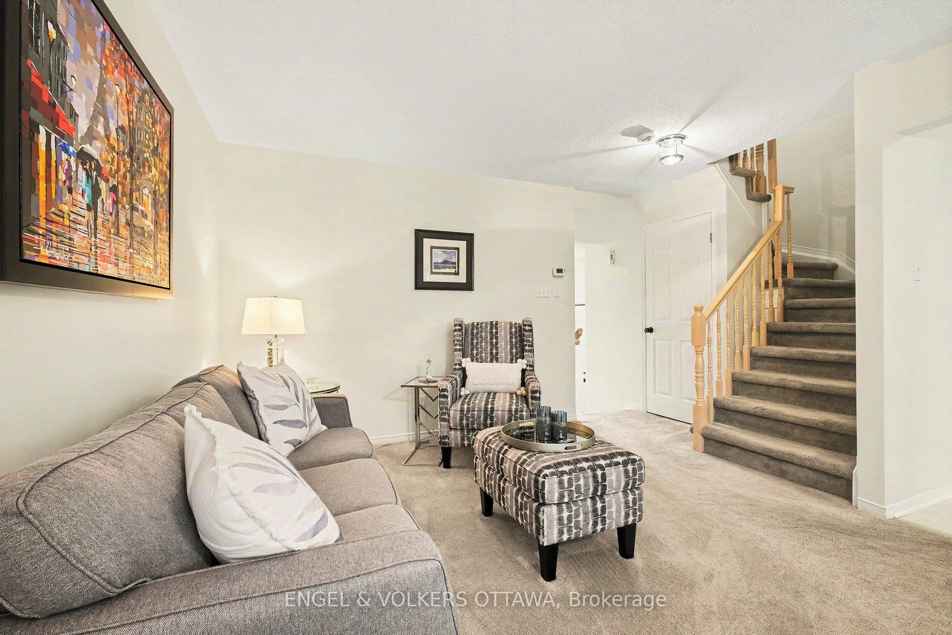 Photo 8 of 19 Riverbank Court, Ottawa, Stittsville (Central) — HOMEH