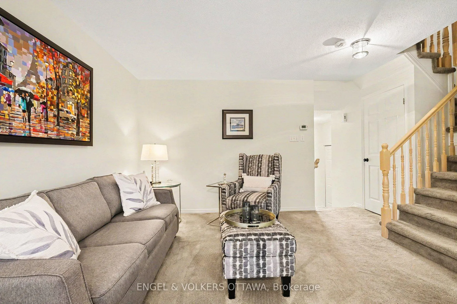 Photo 9 of 19 Riverbank Court, Ottawa, Stittsville (Central) — HOMEH