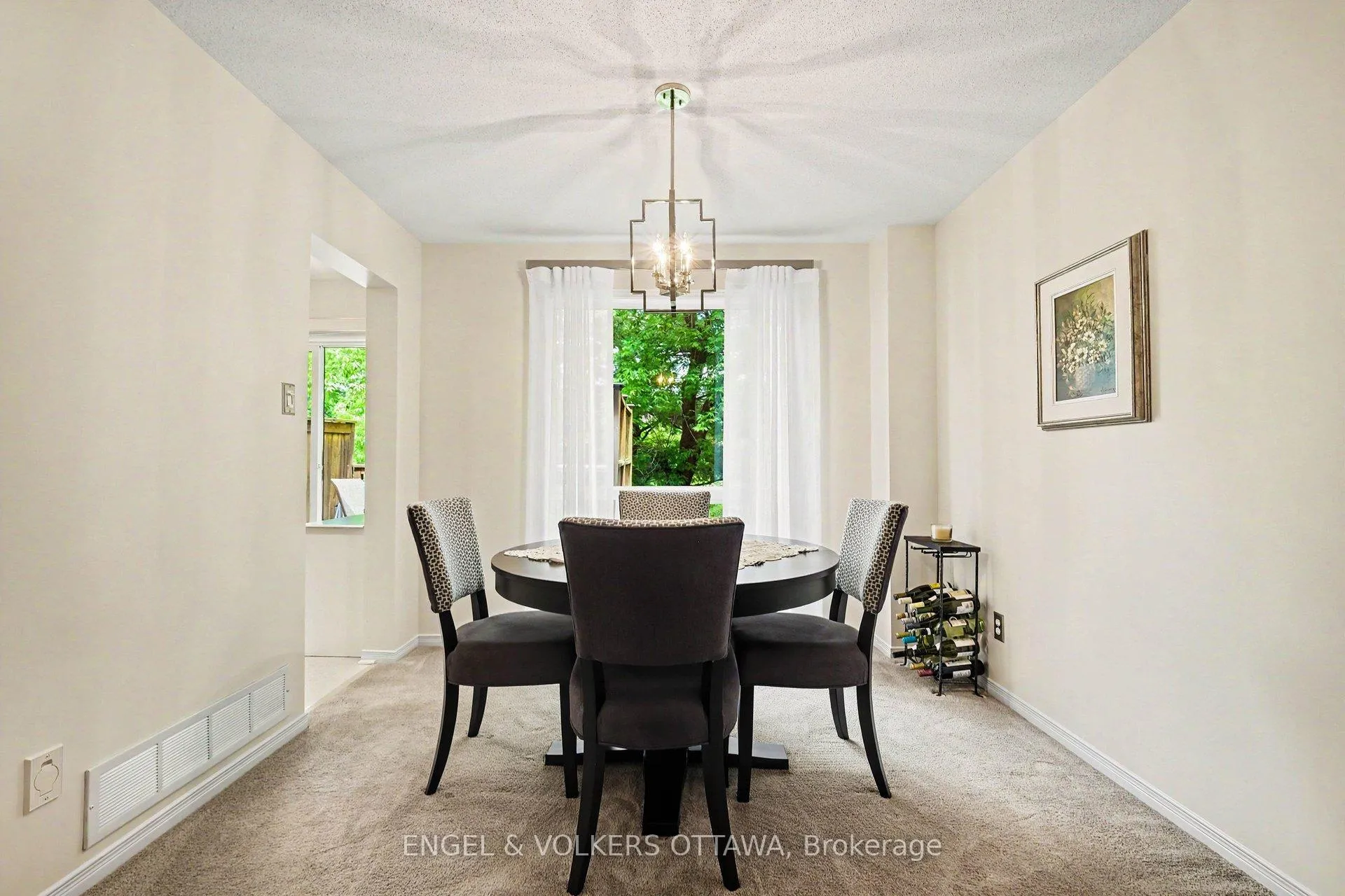 Photo 11 of 19 Riverbank Court, Ottawa, Stittsville (Central) — HOMEH