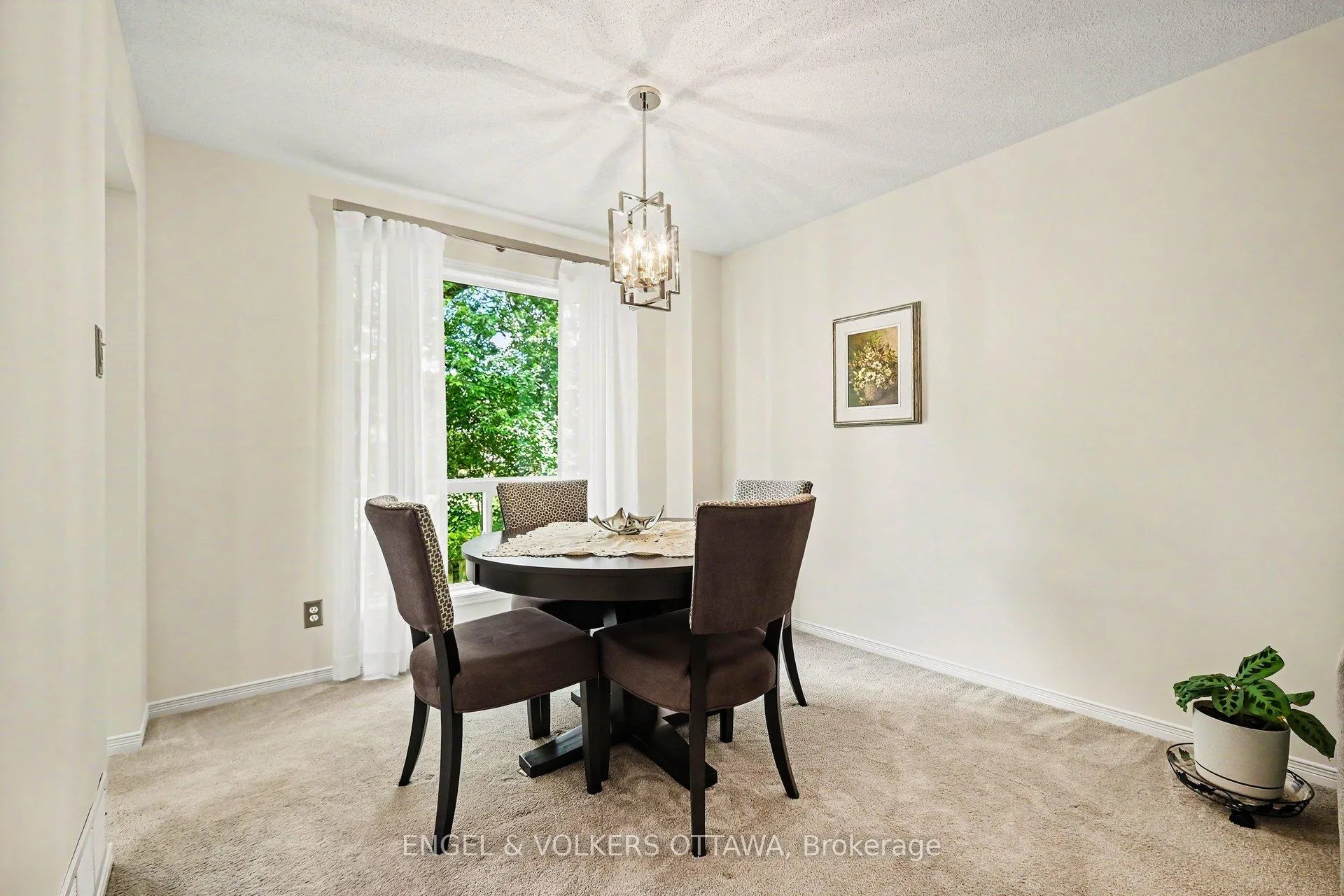 Photo 14 of 19 Riverbank Court, Ottawa, Stittsville (Central) — HOMEH