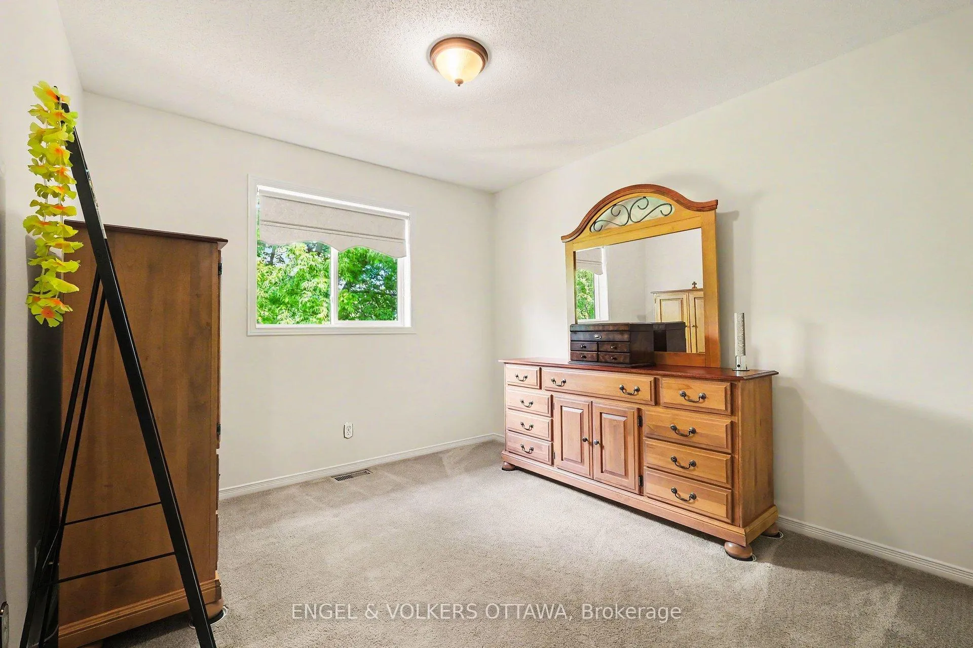 Photo 24 of 19 Riverbank Court, Ottawa, Stittsville (Central) — HOMEH