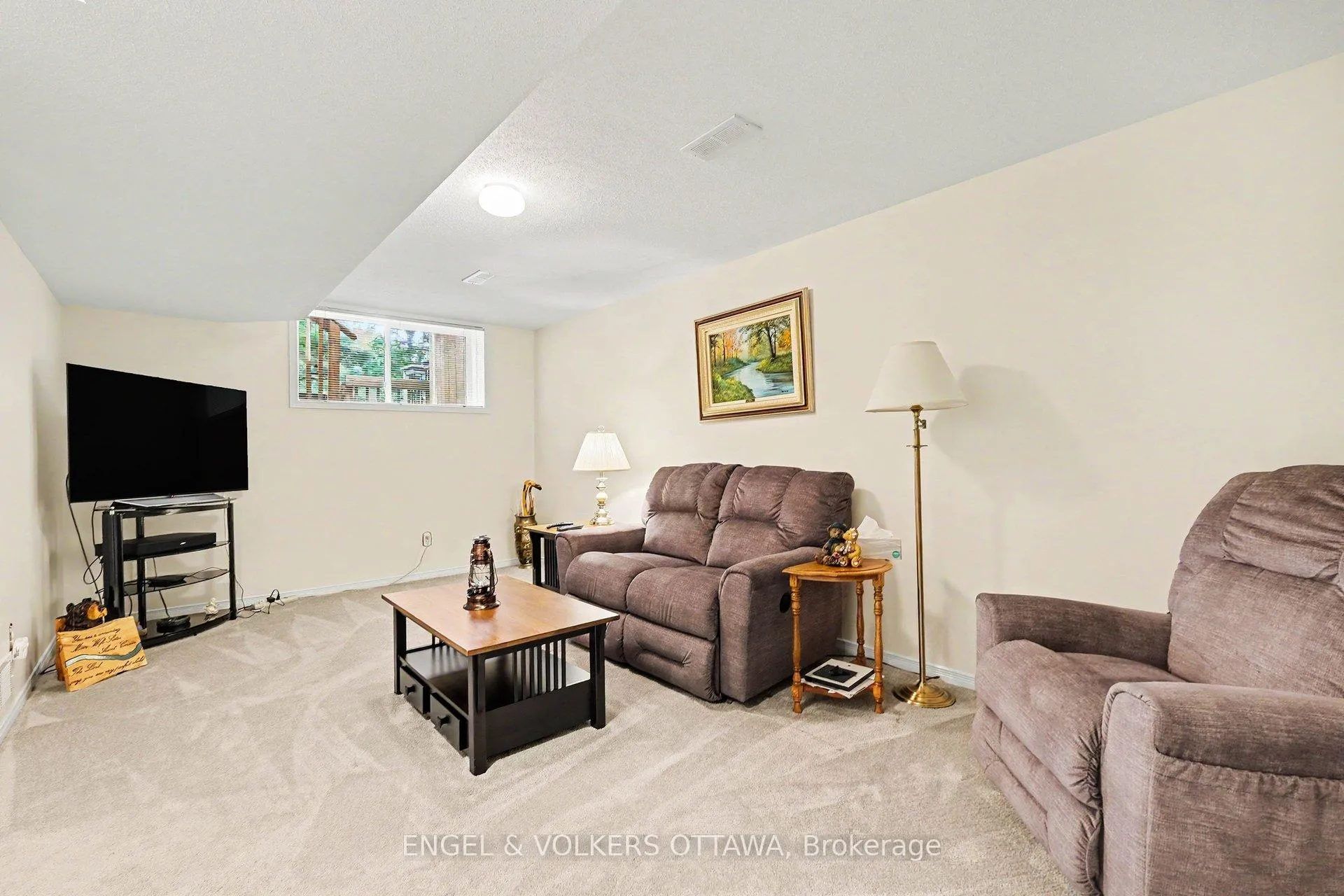 Photo 33 of 19 Riverbank Court, Ottawa, Stittsville (Central) — HOMEH