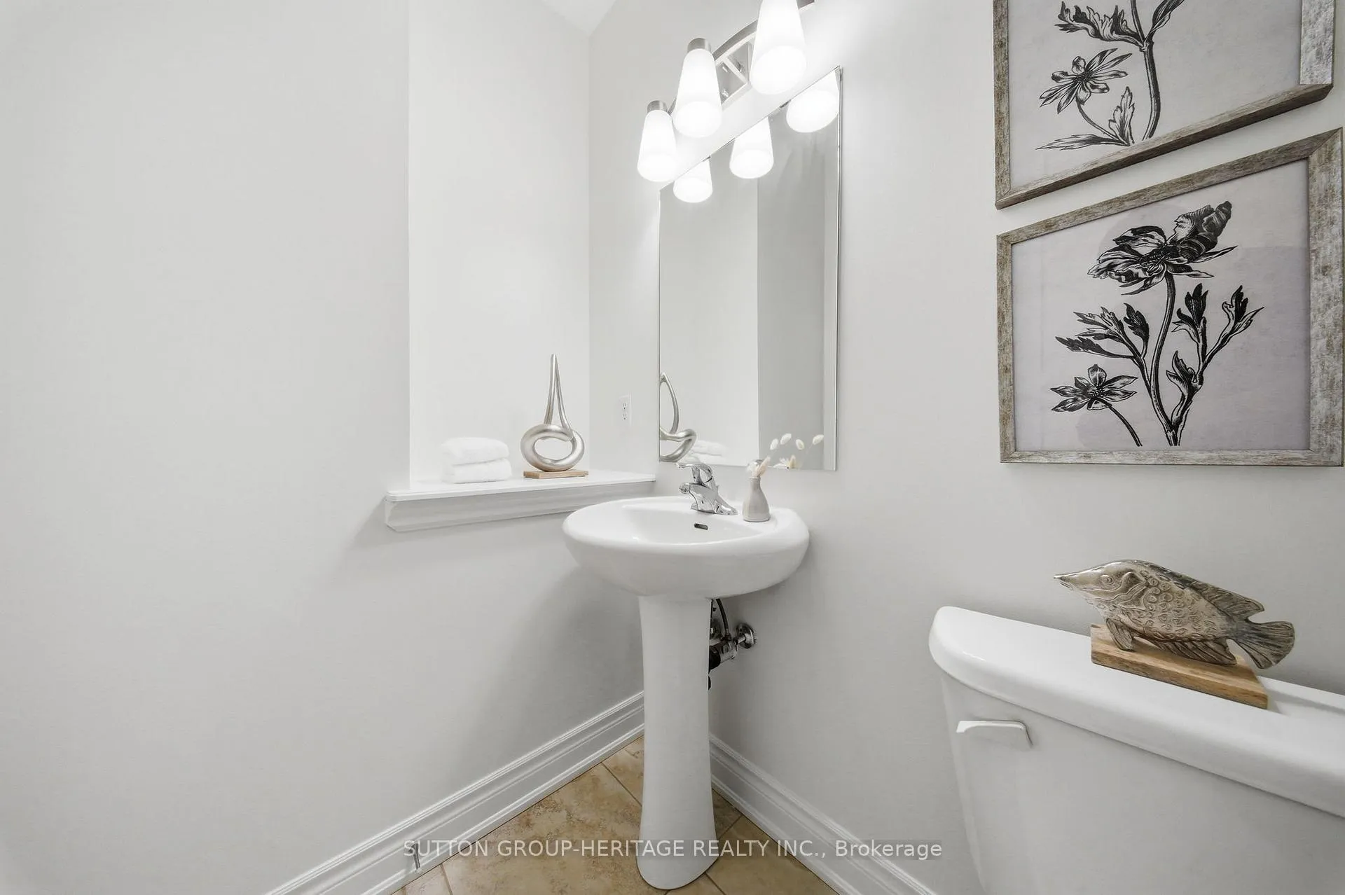 Photo 16 of 58 Gerry Ravary Place, Whitby, Brooklin — HOMEH