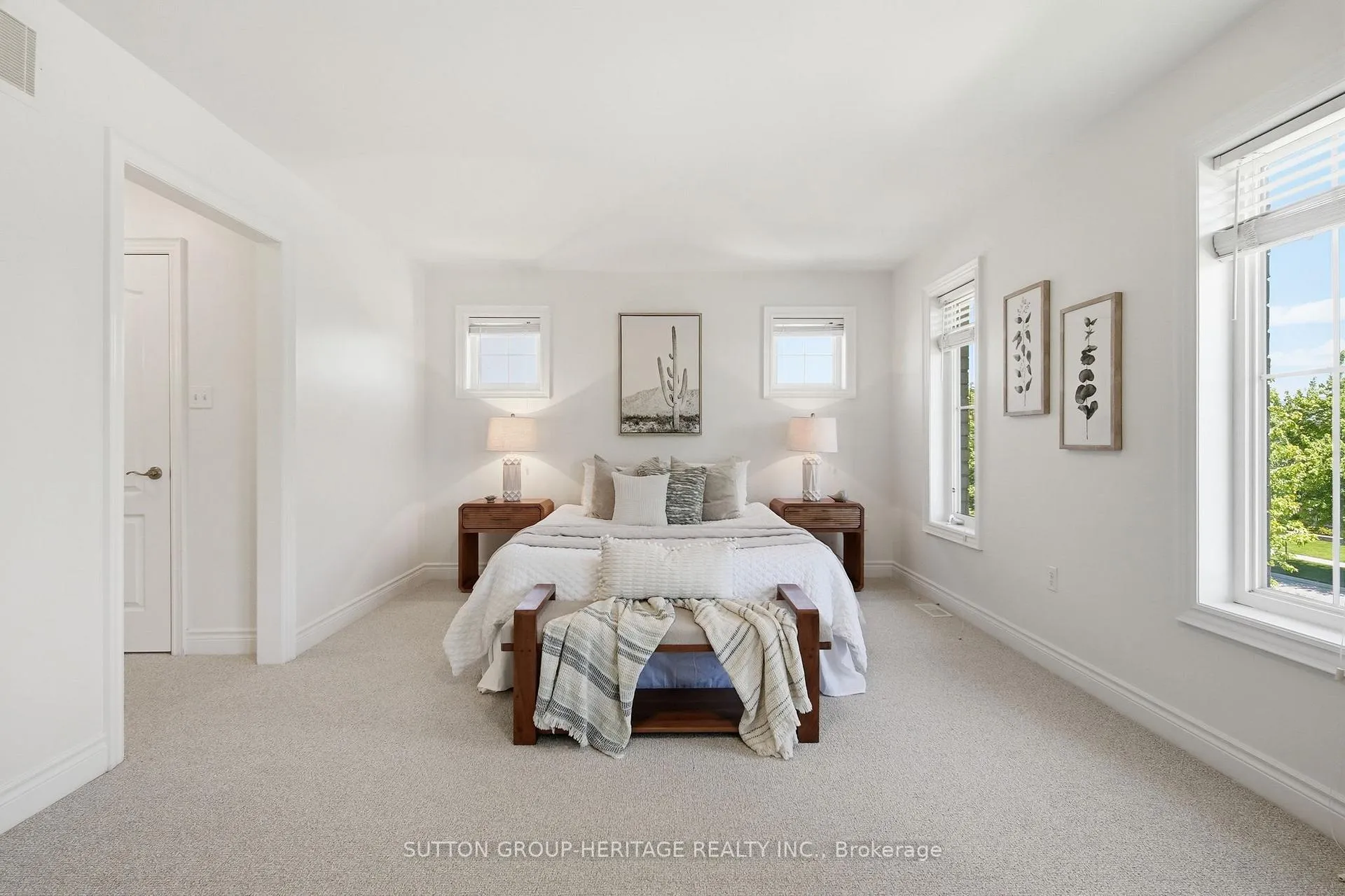 Photo 23 of 58 Gerry Ravary Place, Whitby, Brooklin — HOMEH