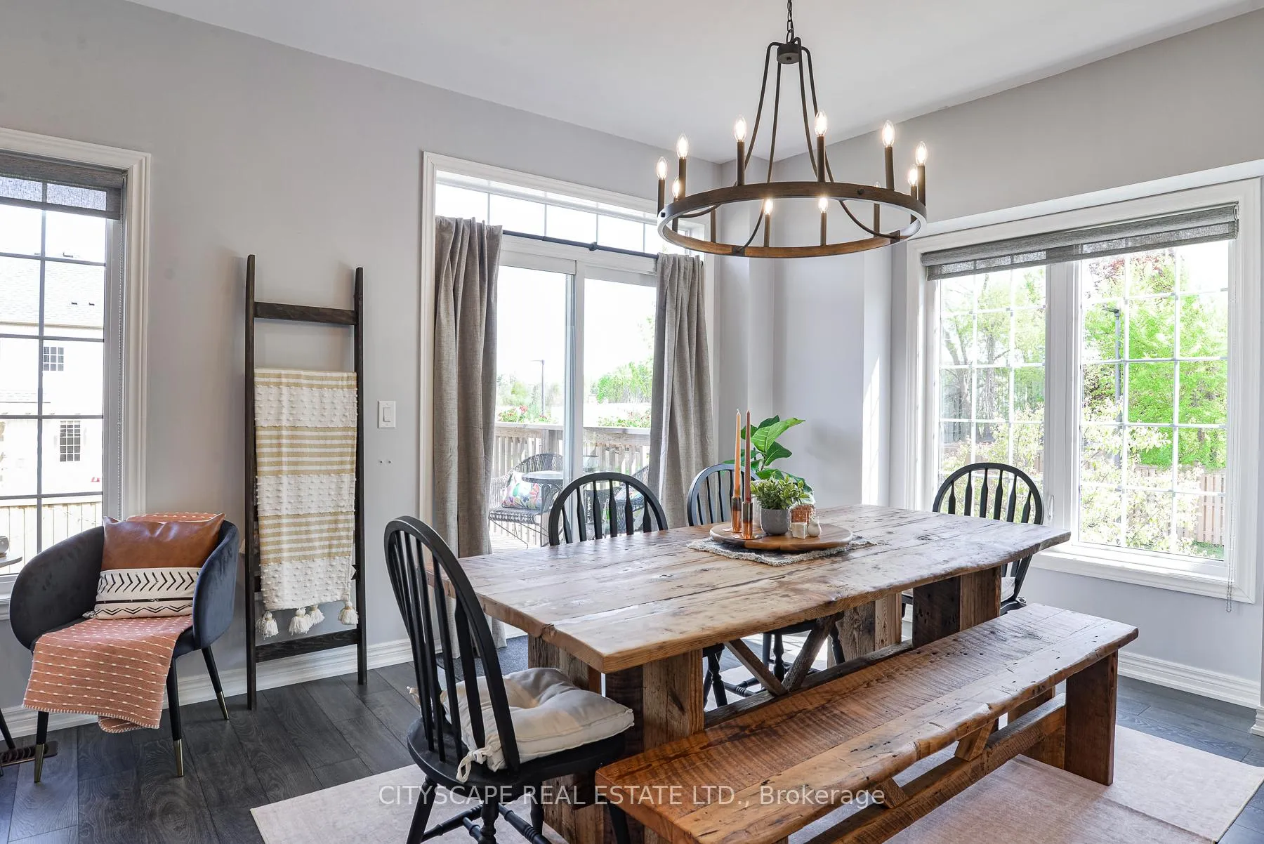 Photo 9 of 248 James Street E, Orillia — HOMEH