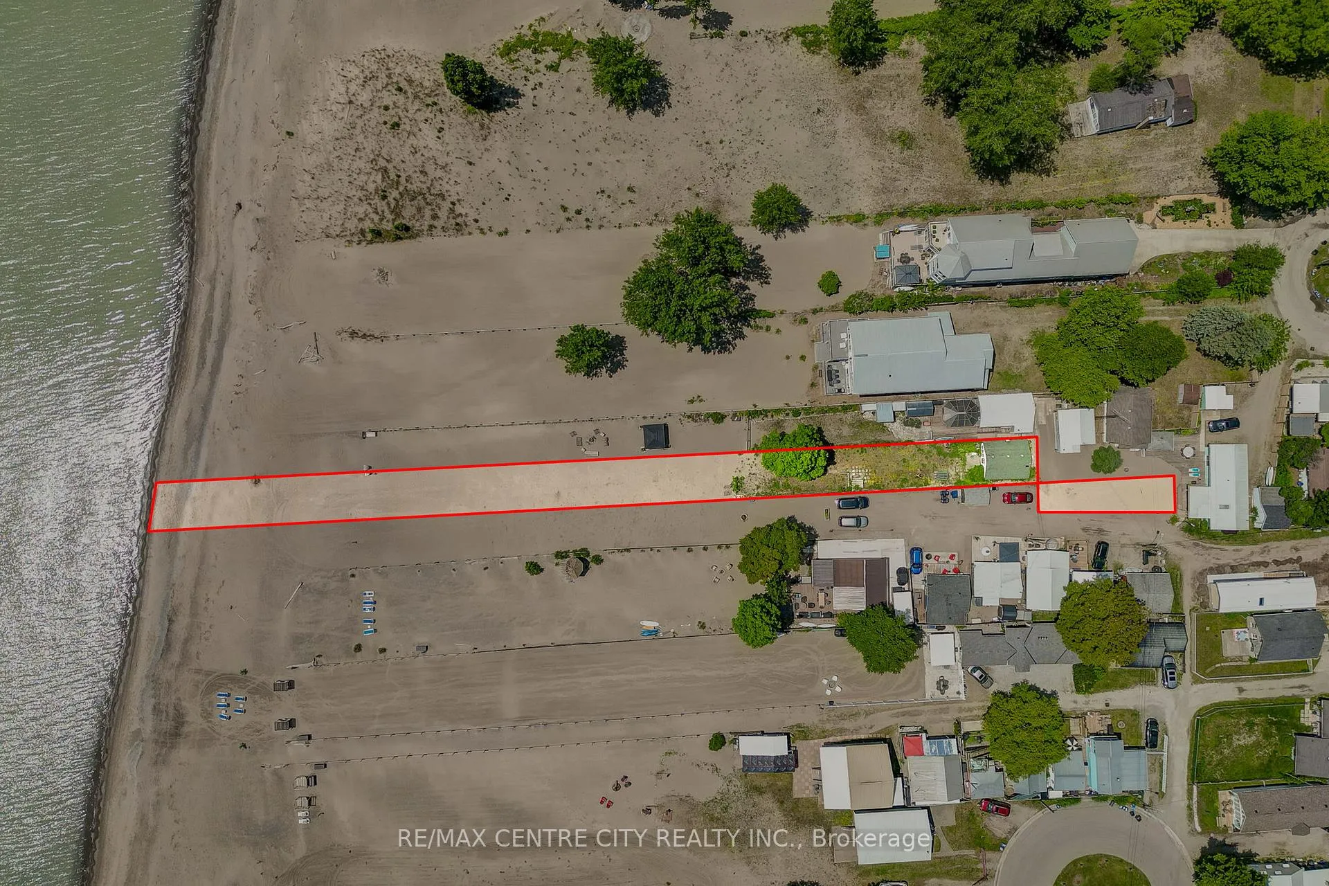 Photo 2 of Unit D, 444D Edith Cavell Boulevard, Central Elgin, Port Stanley — HOMEH