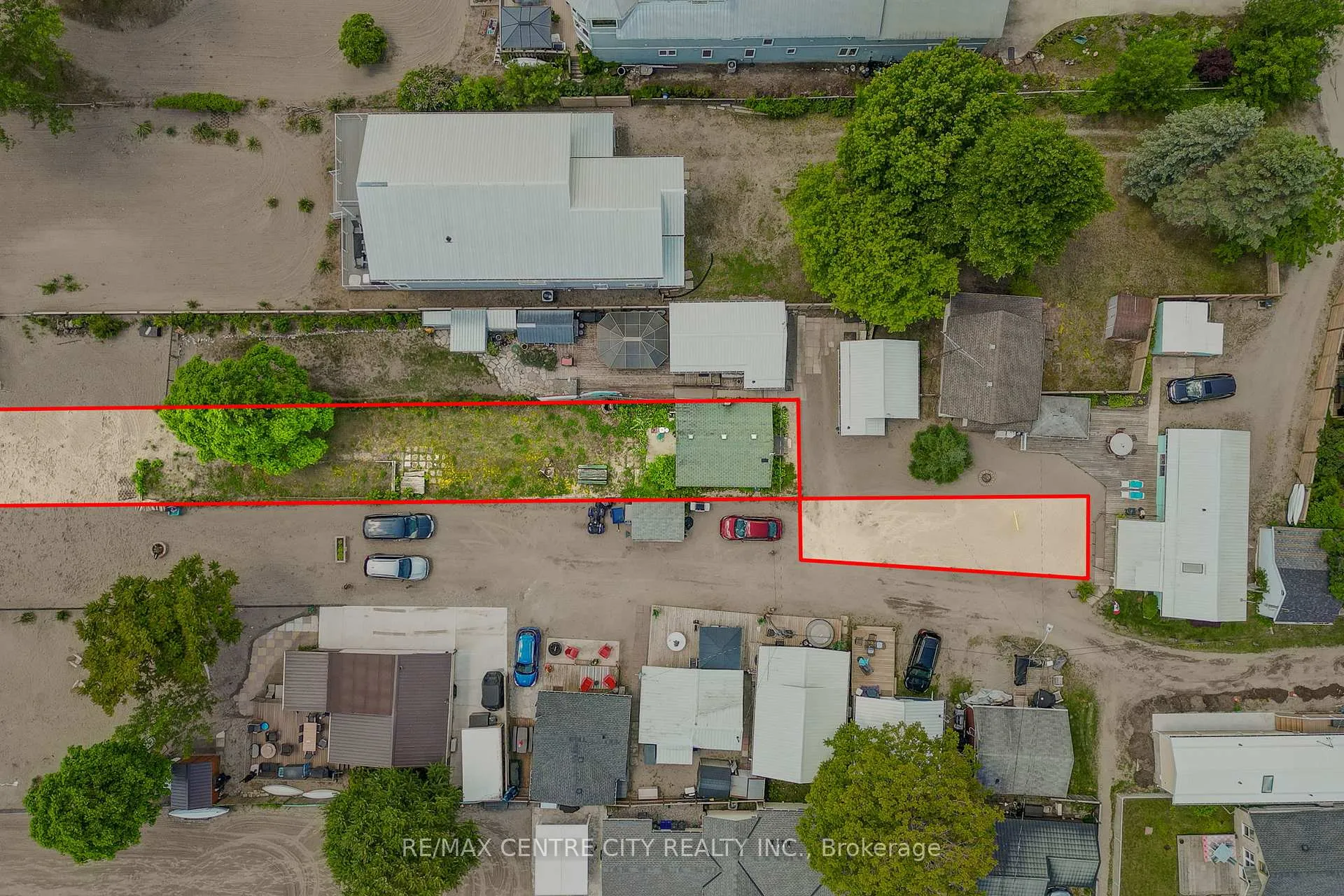 Photo 3 of Unit D, 444D Edith Cavell Boulevard, Central Elgin, Port Stanley — HOMEH