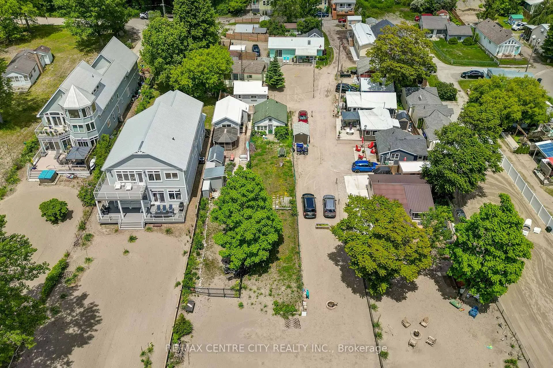 Photo 6 of Unit D, 444D Edith Cavell Boulevard, Central Elgin, Port Stanley — HOMEH