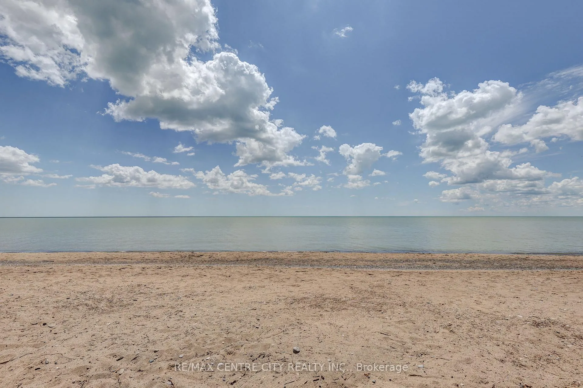 Photo 19 of Unit D, 444D Edith Cavell Boulevard, Central Elgin, Port Stanley — HOMEH