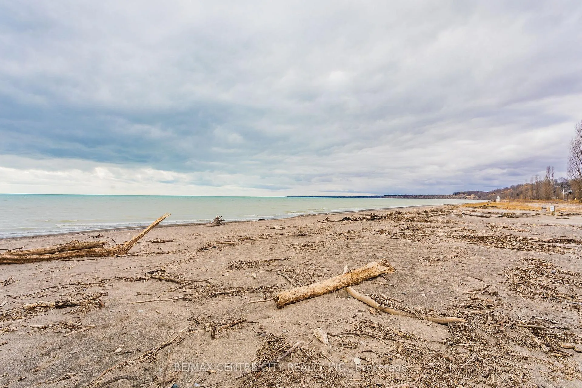 Photo 24 of Unit D, 444D Edith Cavell Boulevard, Central Elgin, Port Stanley — HOMEH