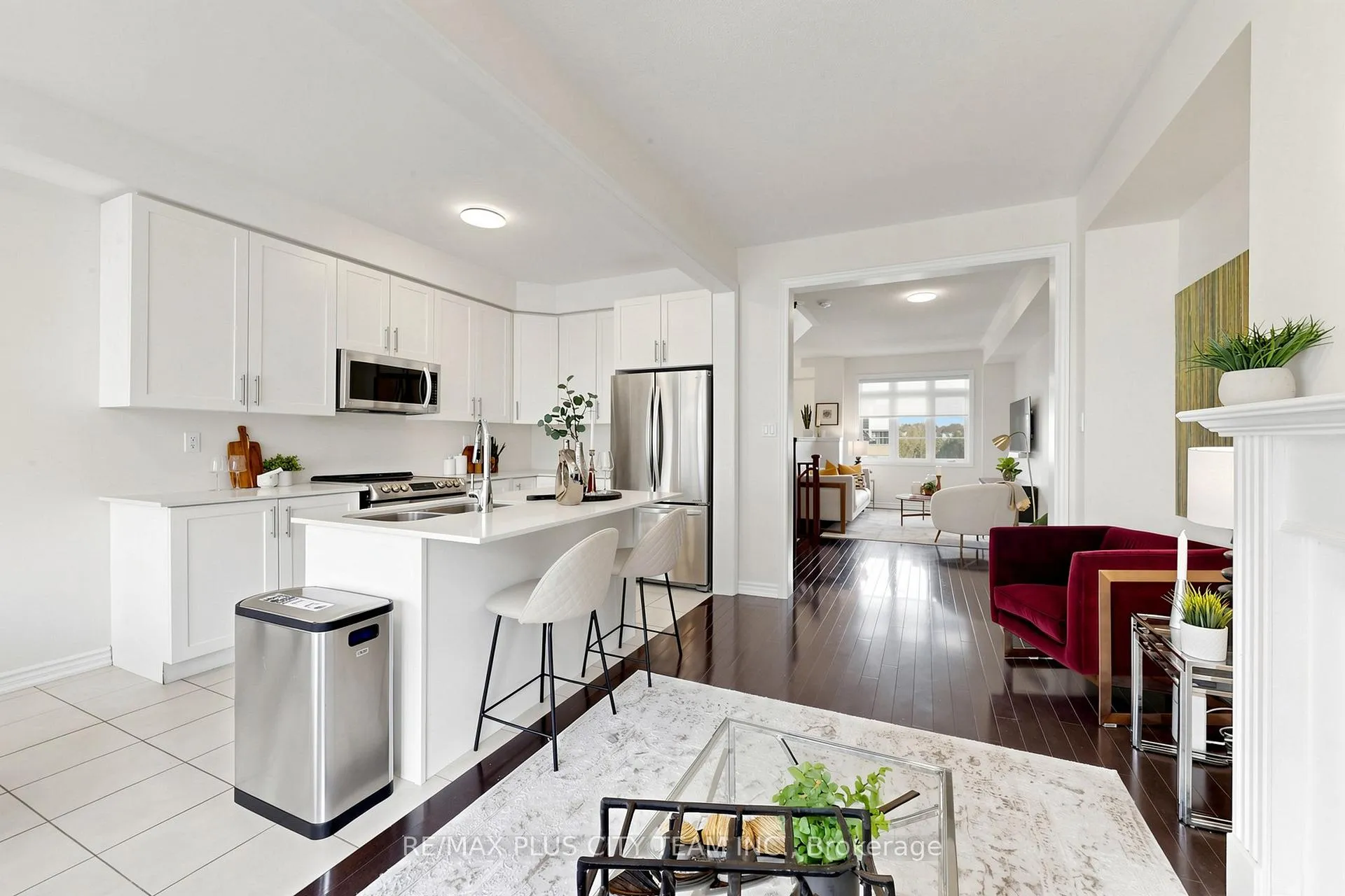 Photo 10 of 81 Allegranza Avenue, Vaughan, Vellore Village — HOMEH