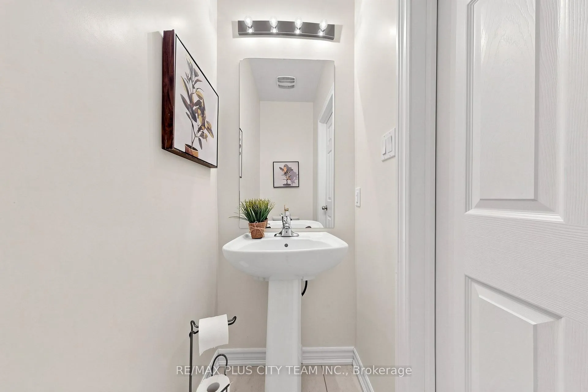 Photo 16 of 81 Allegranza Avenue, Vaughan, Vellore Village — HOMEH