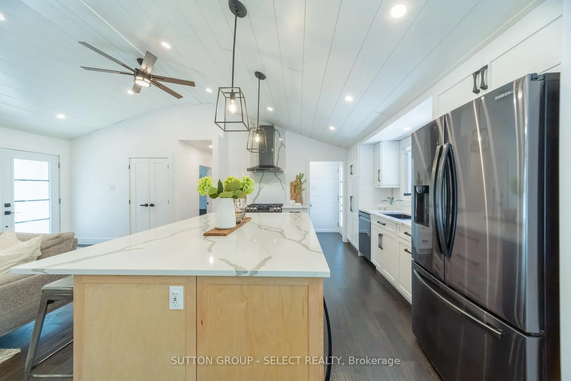 Photo 14 of 1615 Sharon Drive, London, North A — HOMEH