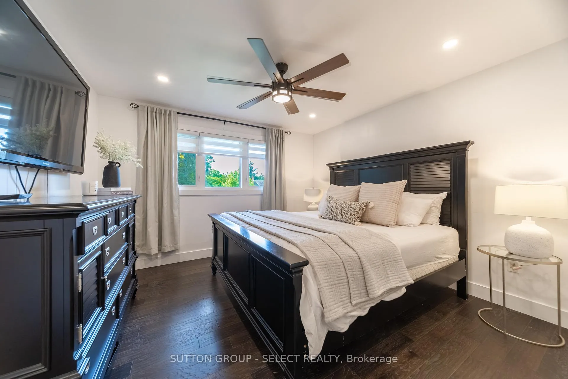 Photo 20 of 1615 Sharon Drive, London, North A — HOMEH