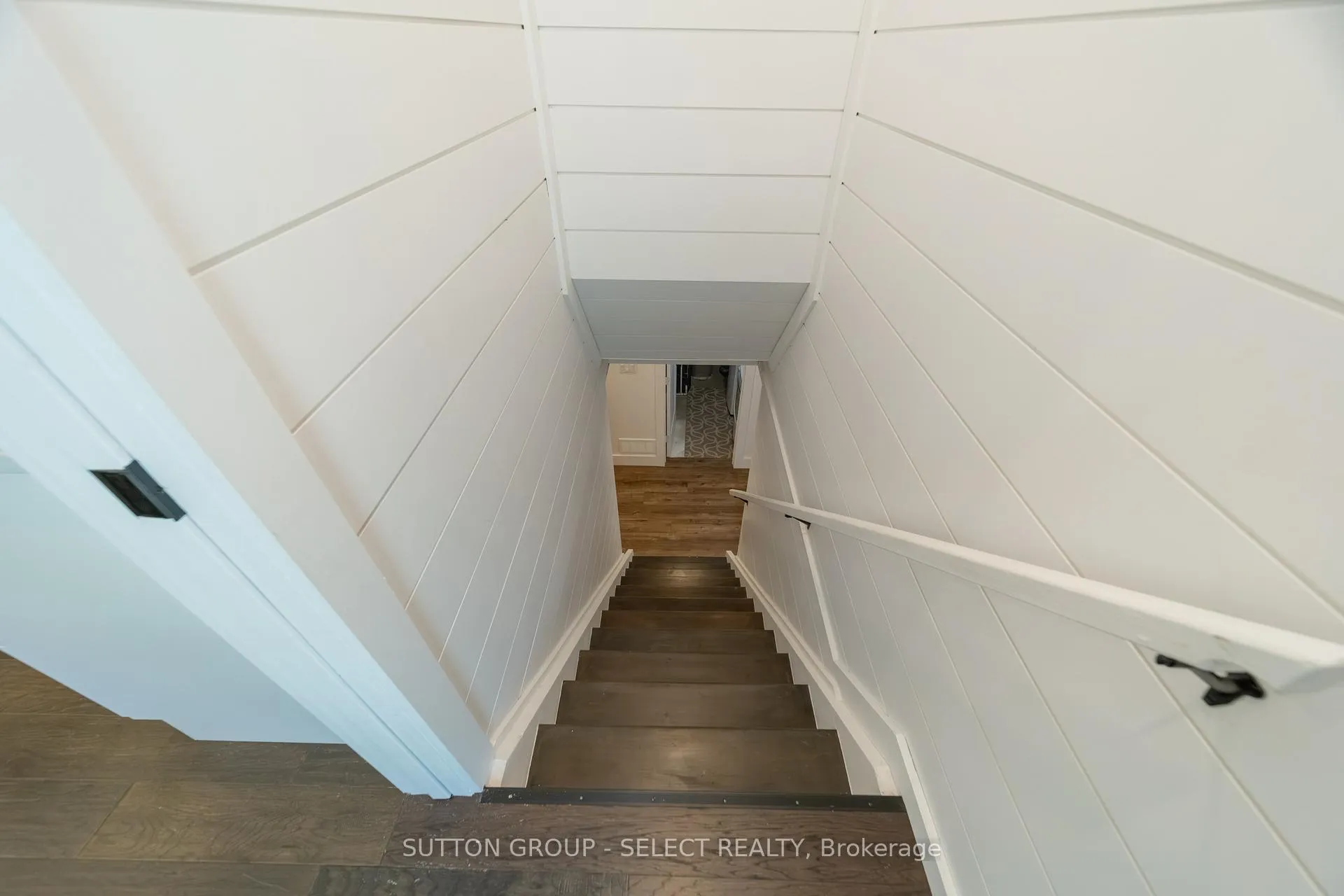 Photo 26 of 1615 Sharon Drive, London, North A — HOMEH
