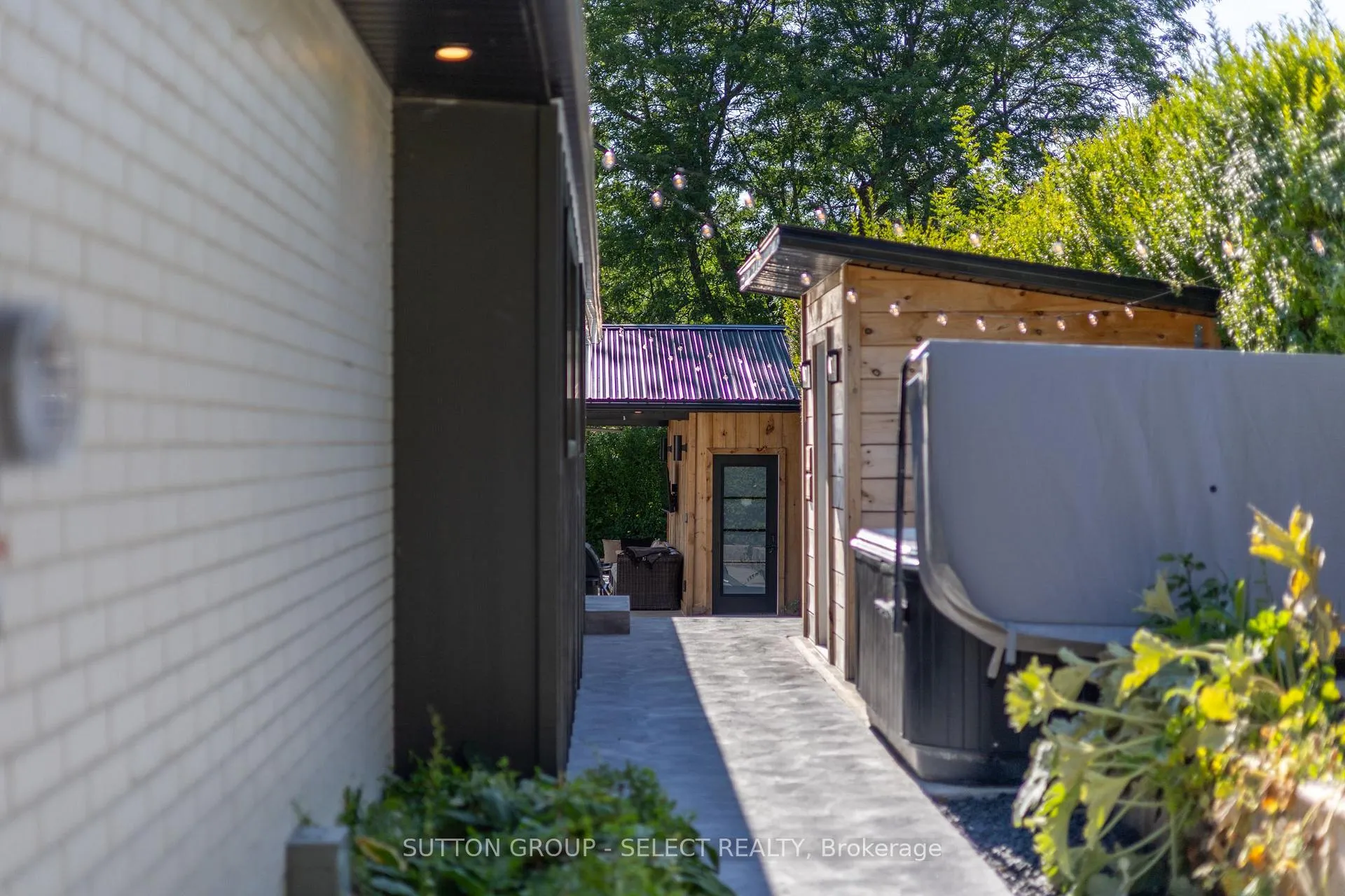 Photo 43 of 1615 Sharon Drive, London, North A — HOMEH