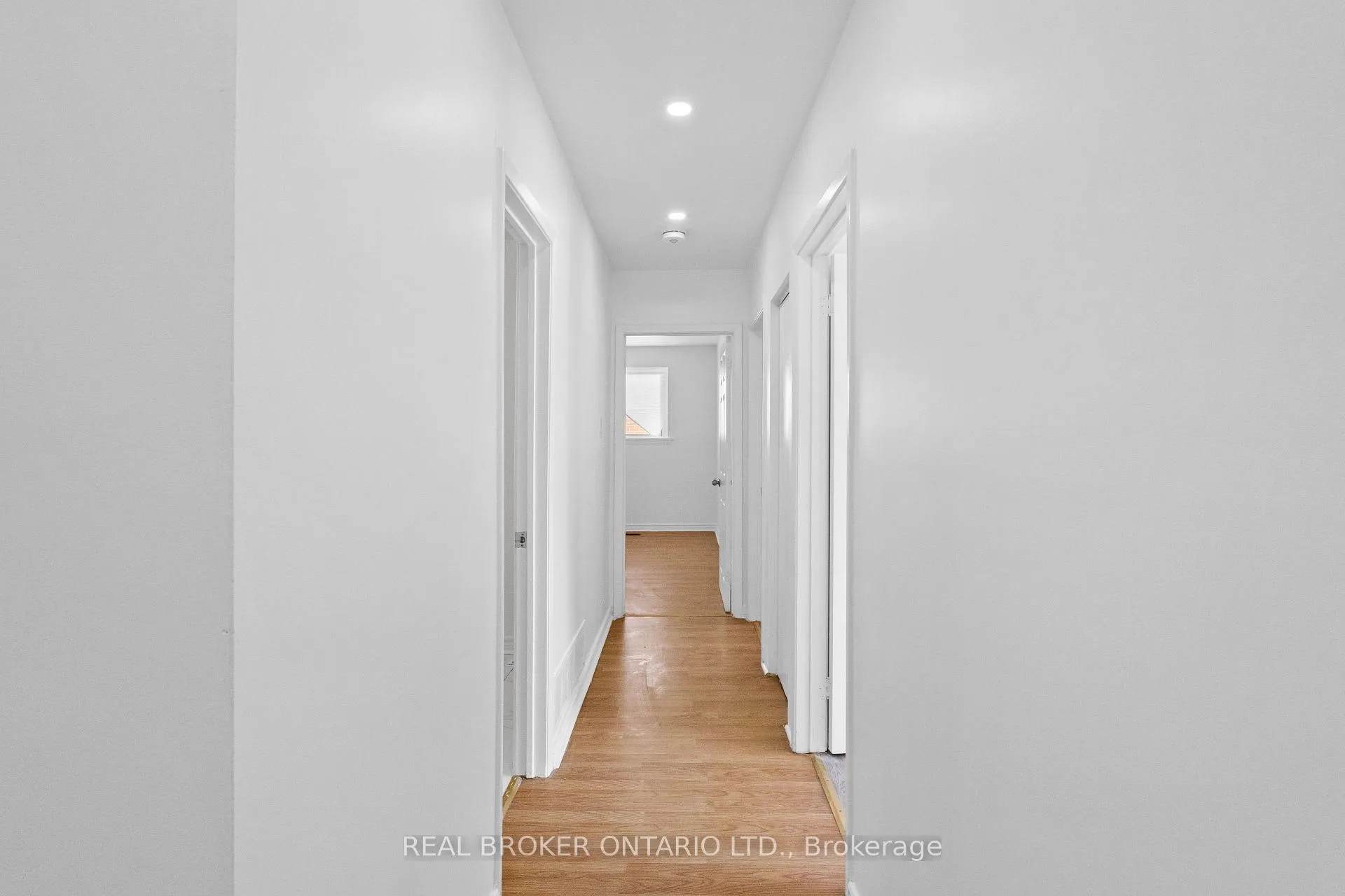 Photo 11 of 11 Cathcart Crescent, Brampton, Avondale — HOMEH