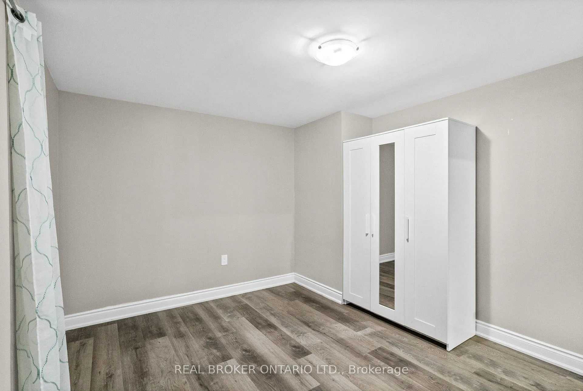 Photo 29 of 11 Cathcart Crescent, Brampton, Avondale — HOMEH
