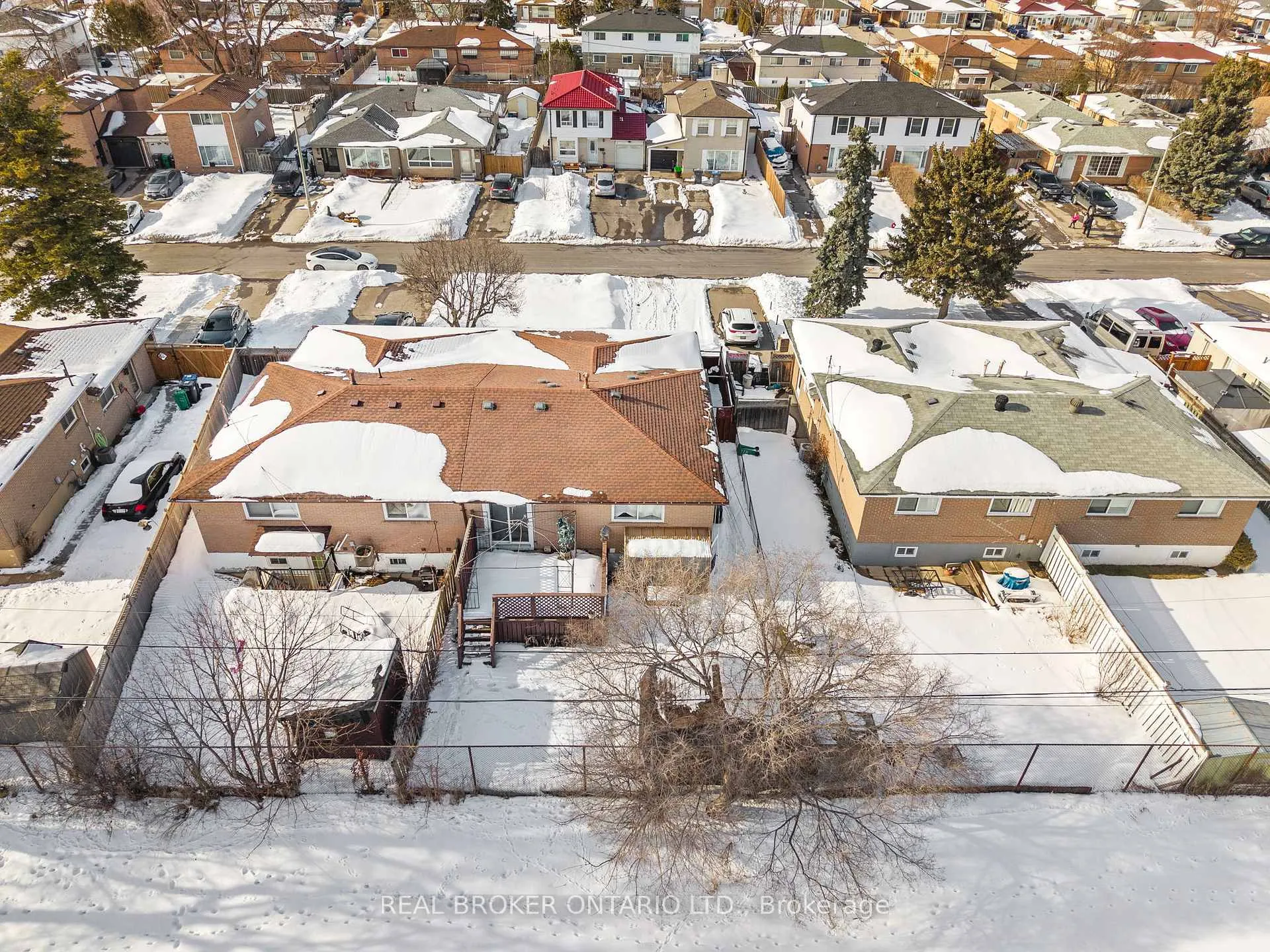 Photo 35 of 11 Cathcart Crescent, Brampton, Avondale — HOMEH