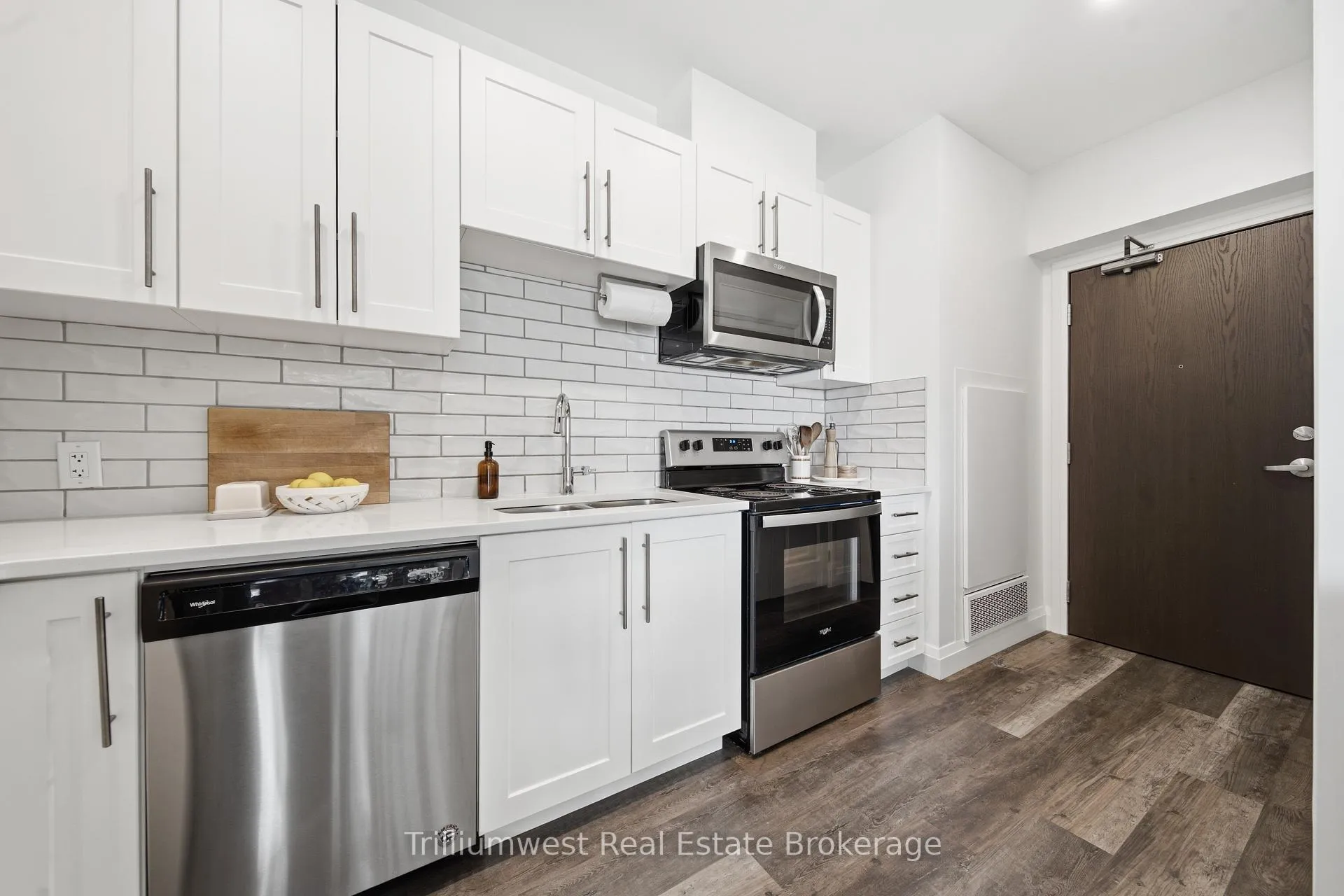 Photo 6 of Unit 202, 332 Gosling Gardens, Guelph, Clairfields/Hanlon Business Park — HOMEH